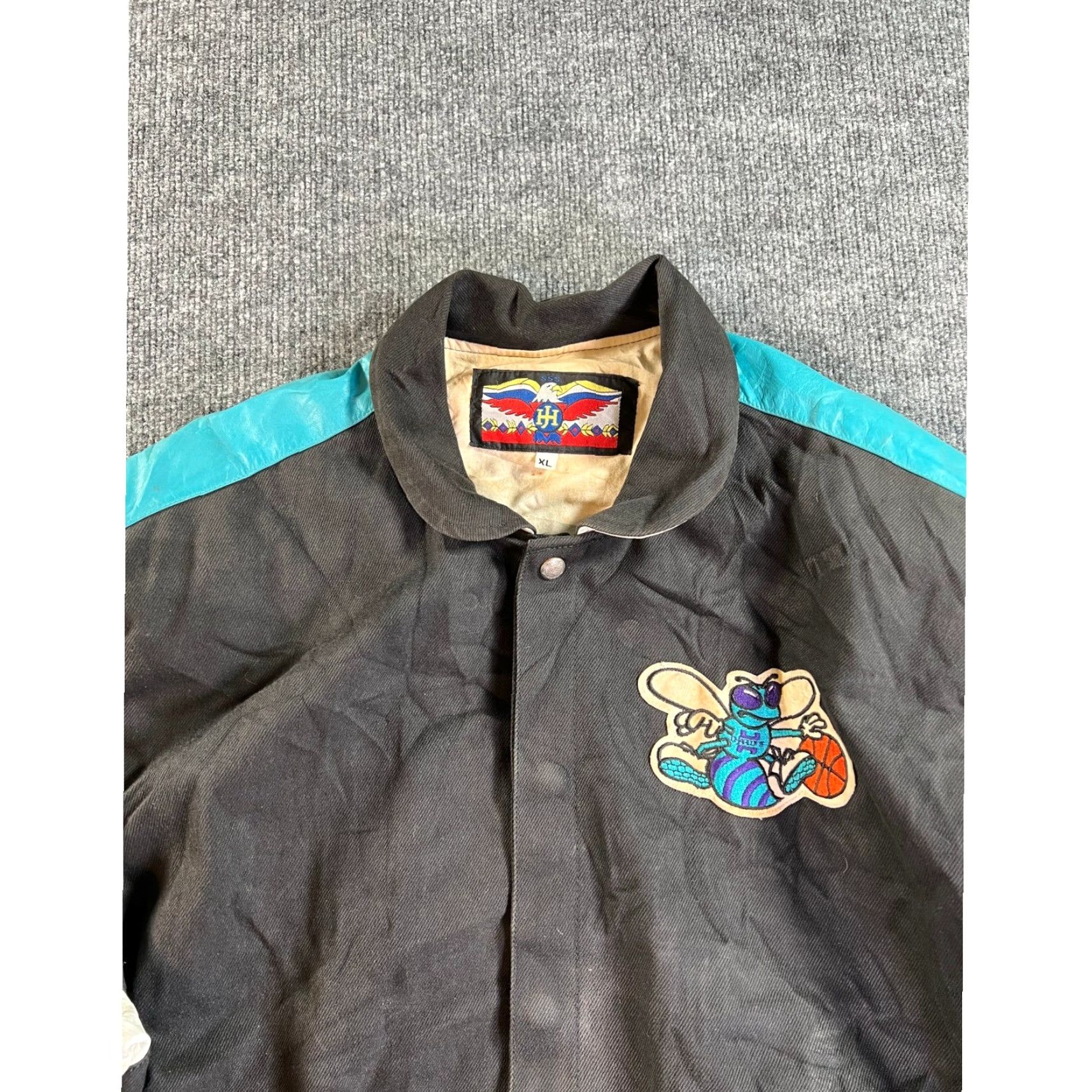 Hamilton VINTAGE Jeff Hamilton Charlotte Hornets Leather 90s Varsity Jacket Mens XL Black Size US XL / EU 56 / 4 - 3 Thumbnail