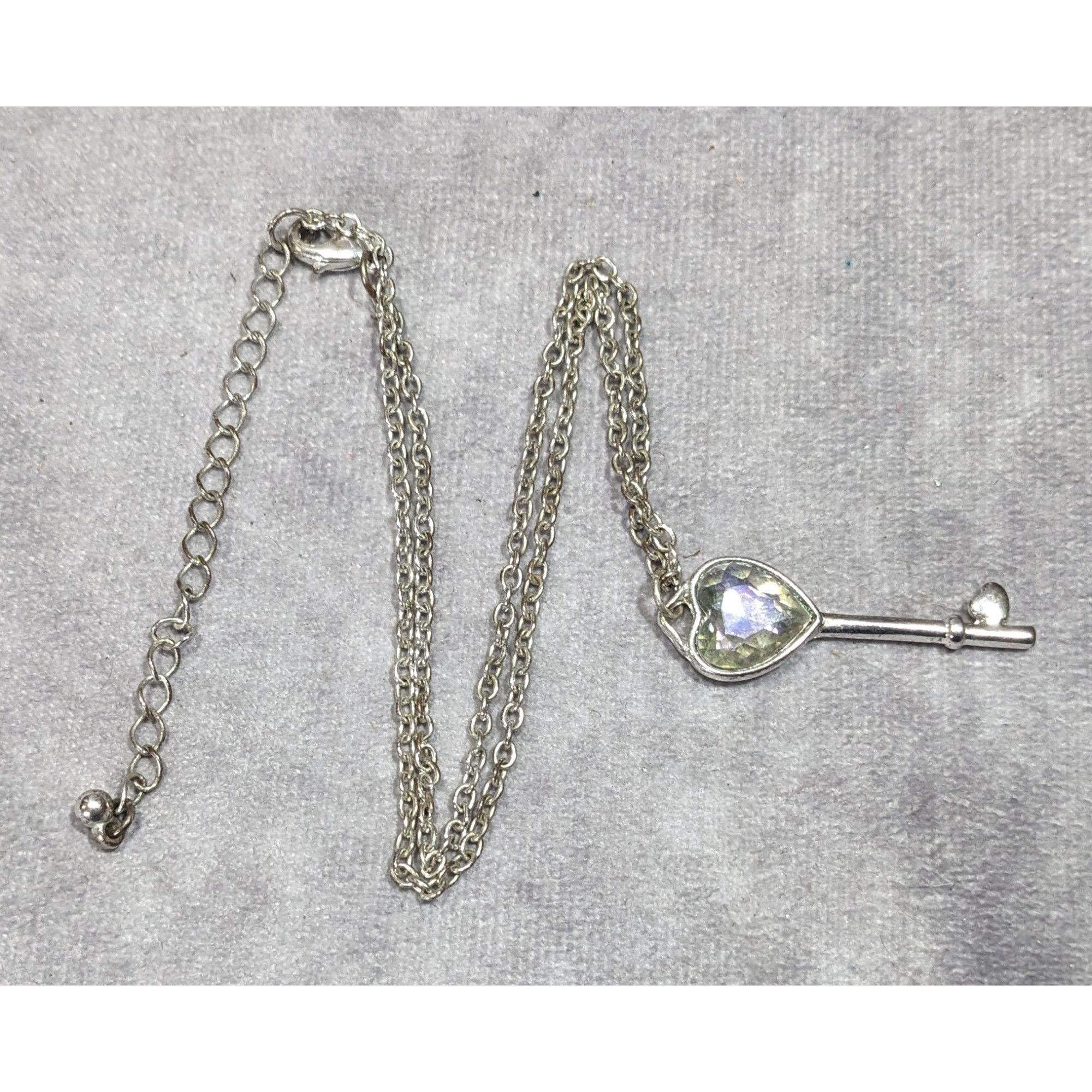 Other Fantasy Steampunk Heart Gemmed Key Silver Tone Pendant Neckl Size ONE SIZE - 6 Thumbnail