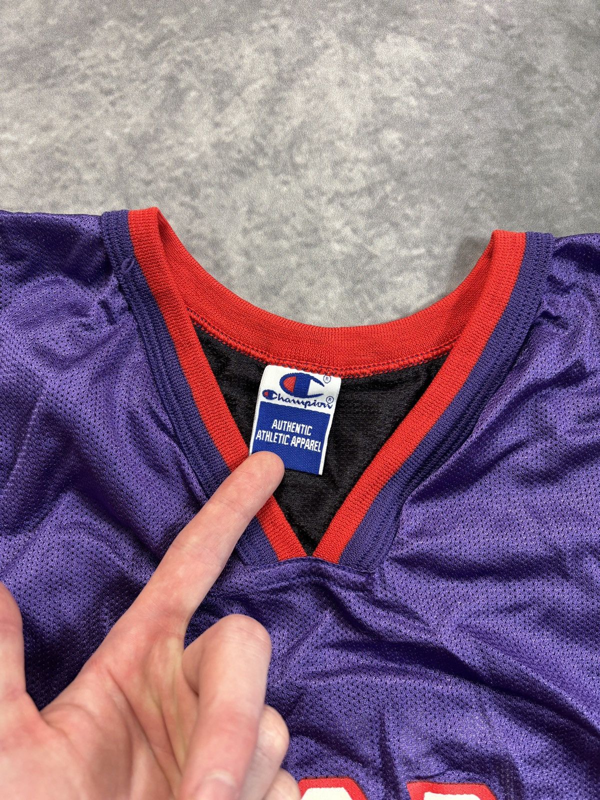 Champion Vintage Toronto Raptors Jersey Vince Carter Purple 1990s NBA Size US XL / EU 56 / 4 - 5 Thumbnail
