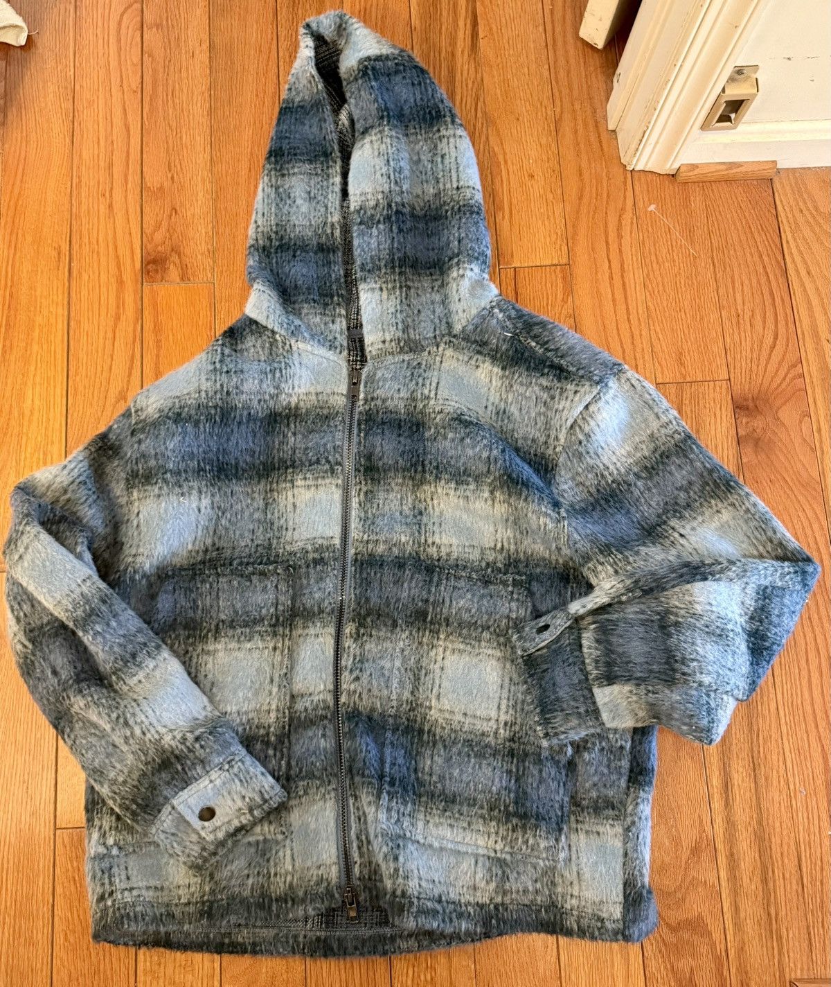 EPTM. Eptm mohair jacket medium with tags Size US M / EU 48-50 / 2 - 1 Thumbnail
