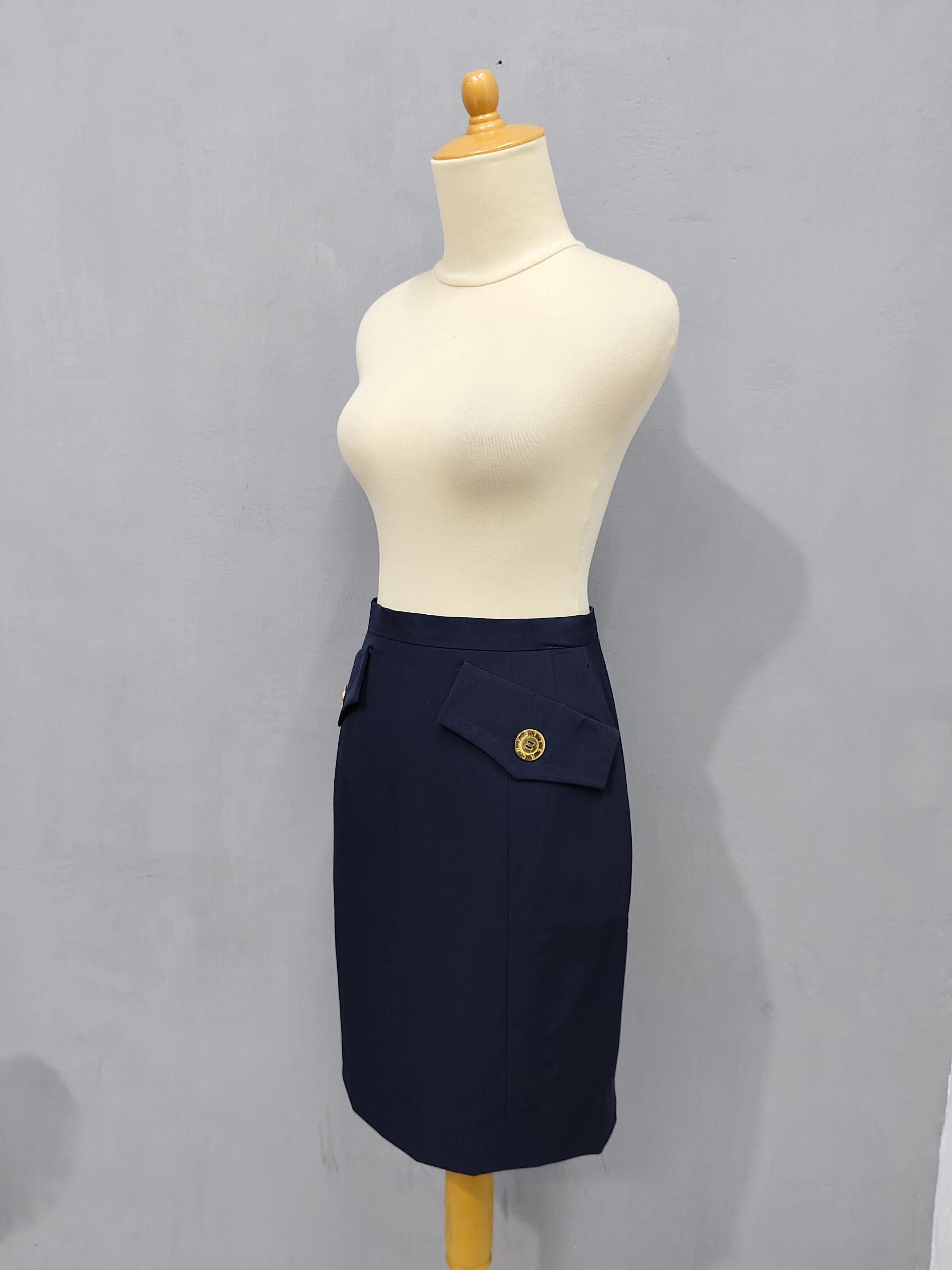 Givenchy 90s Givenchy Boutique - Tailoring Structured Pencil Skirt Size 28" / US 6 / IT 42 - 2 Thumbnail