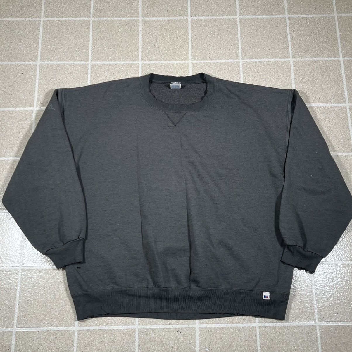 Russell Athletic Russell Athletic Sweatshirt XXL Gray Made in USA VTG Size US XXL / EU 58 / 5 - 1 Thumbnail