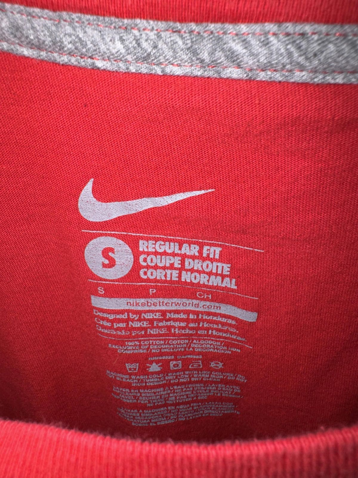 Nike Nike USA Red Regular Fit T-Shirt Size Small Size US S / EU 44-46 / 1 - 2 Thumbnail