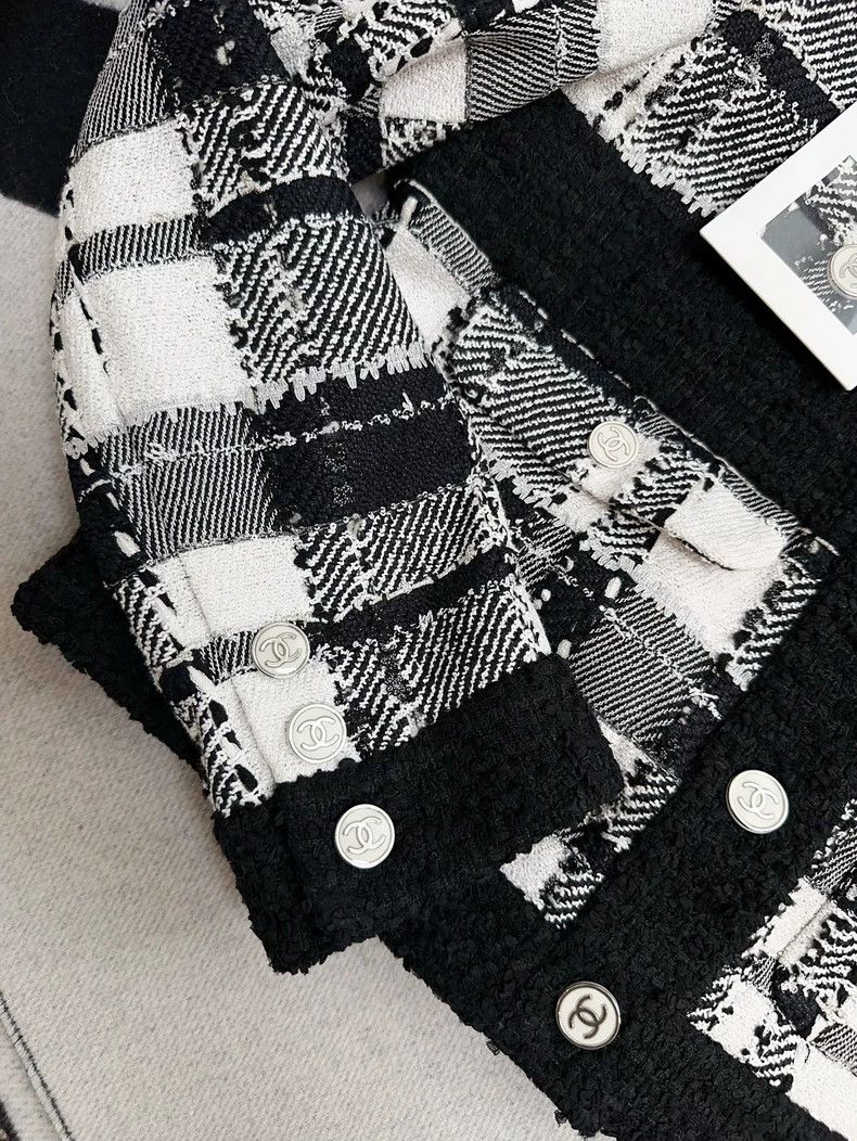 Chanel Chanel 23P black and white plaid short jacket Size XXS / US 00 / IT 34 - 3 Thumbnail