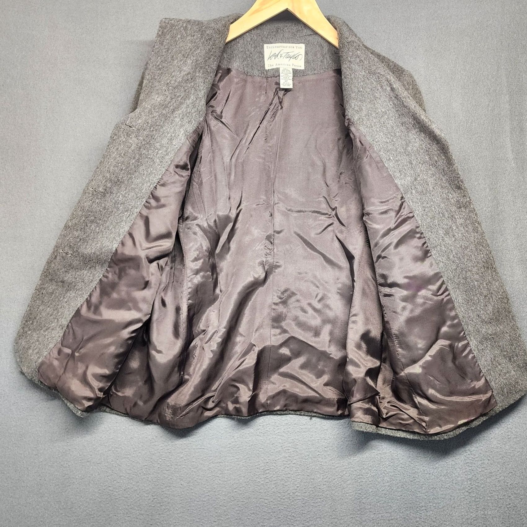 Lord & Taylor VINTAGE Lord & Taylor Blazer Womens 8 P Grey Wool Cashmere Classic Career Jacket Size M / US 6-8 / IT 42-44 - 3 Thumbnail