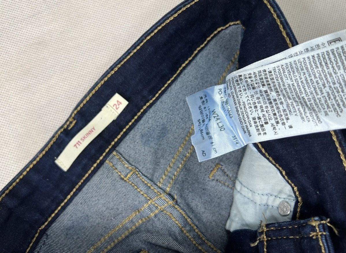 Levi's Pants Levi’s 711 Skinny Jeans Women Size 24" / US 00 / IT 34 - 5 Thumbnail