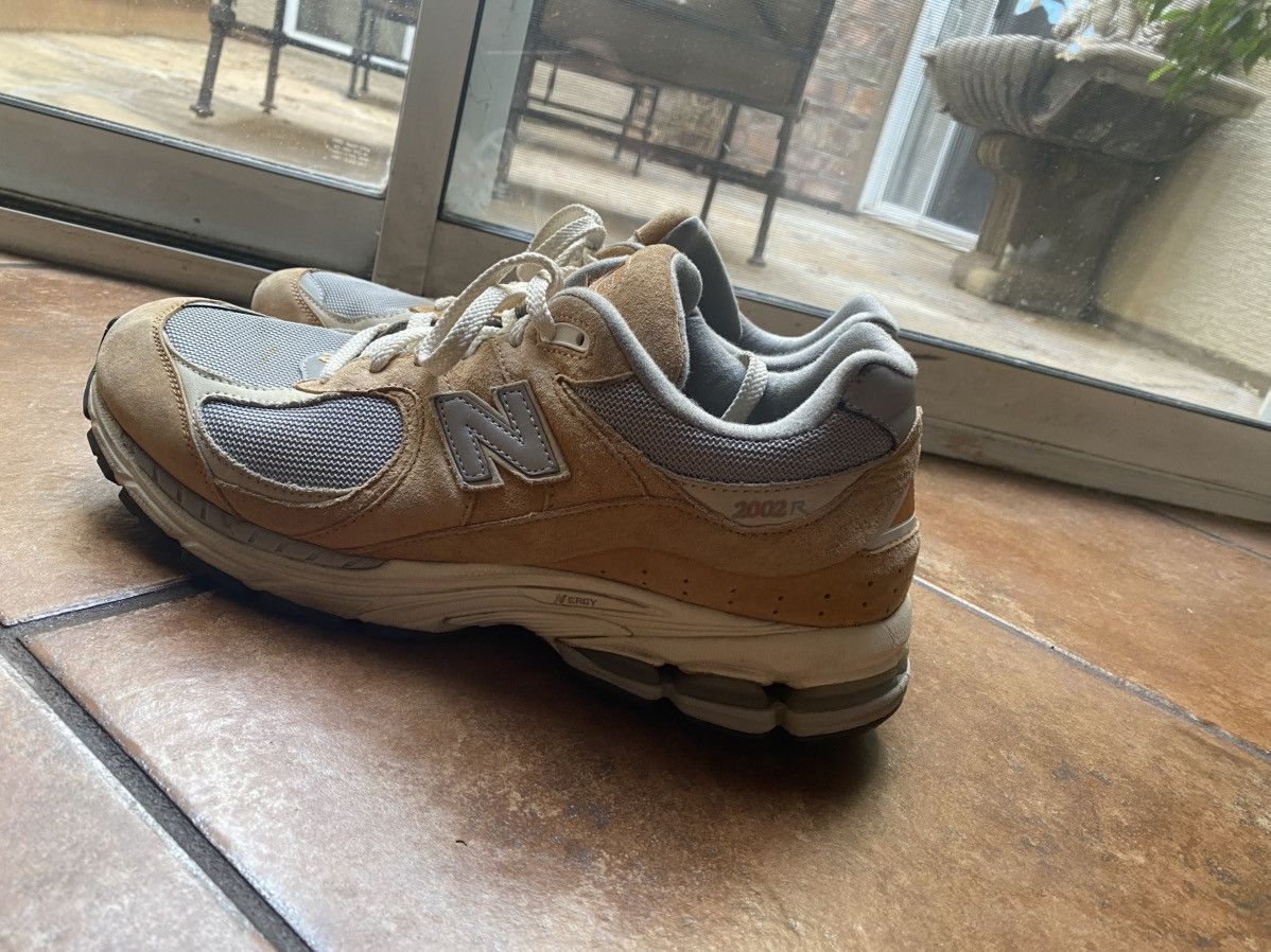 New Balance NEW BALANCE 2002R CASUAL SHOES Size US 11.5 / EU 44-45 - 1 Thumbnail