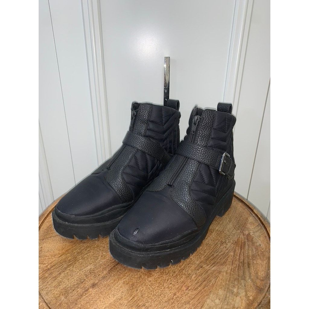 Vionic Vionic Janara Women's Black Quilted Ankle Boots Size 9 Size US 9 / IT 39 - 1 Thumbnail