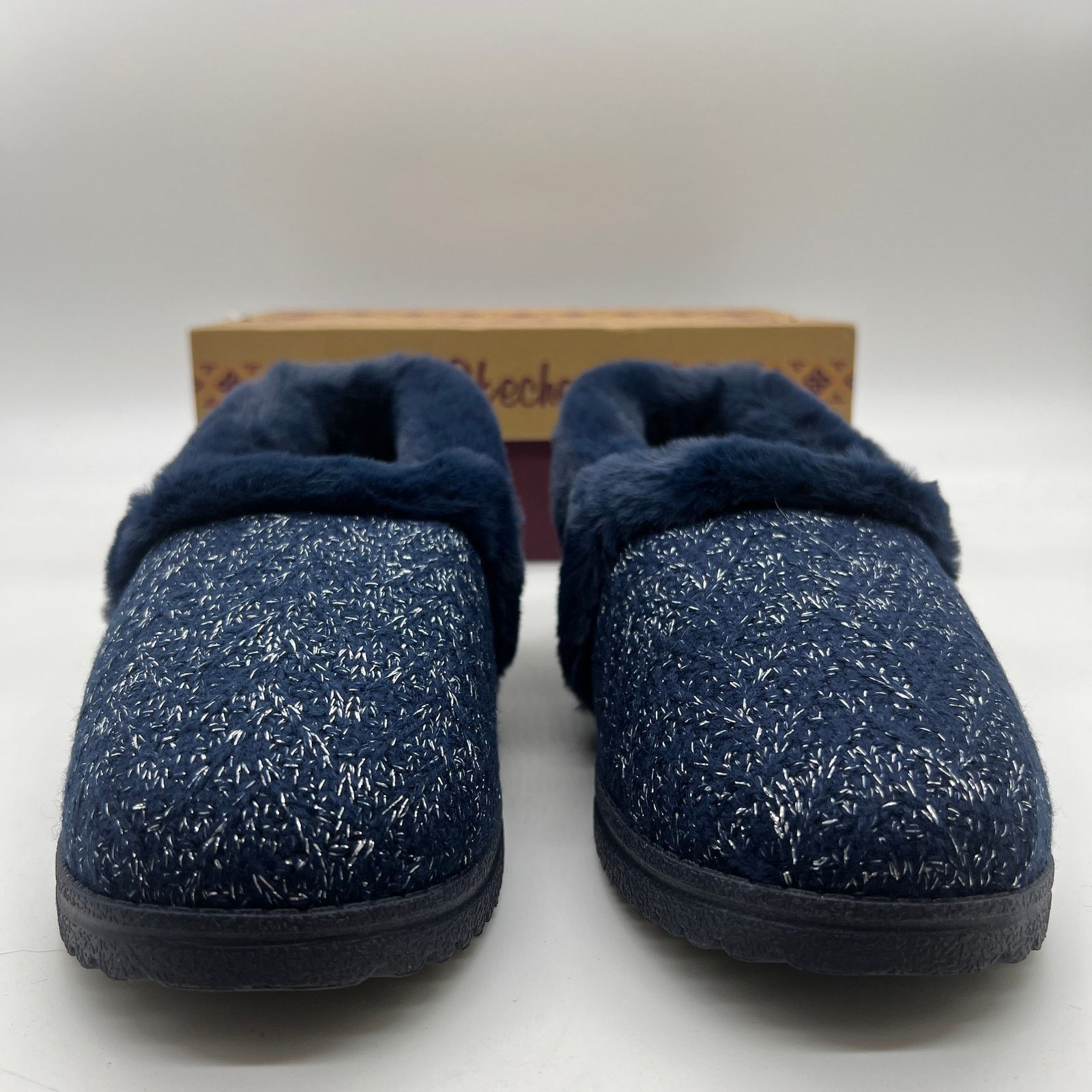SKECHERS Skechers Shoes 7.5 Wide Cozy Lite Sparkle Knit Slippers Size US 7.5 / IT 37.5 - 5 Thumbnail