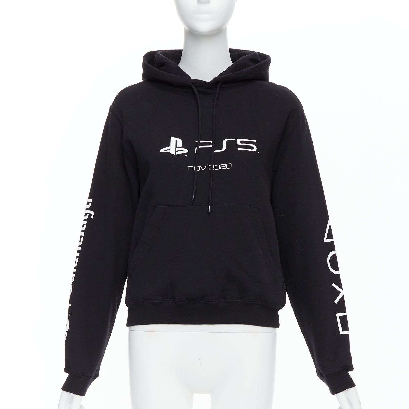 Balenciaga BALENCIAGA Demna 2021 black cotton PS5 logo fitted cropped hoodie M Size M / US 6-8 / IT 42-44 - 1 Thumbnail