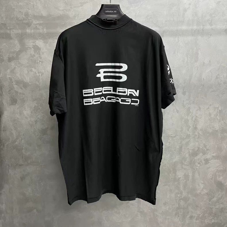 Balenciaga Balenciaga Latest black logo monogrammed crewneck short sle Size US S / EU 44-46 / 1 - 1 Thumbnail