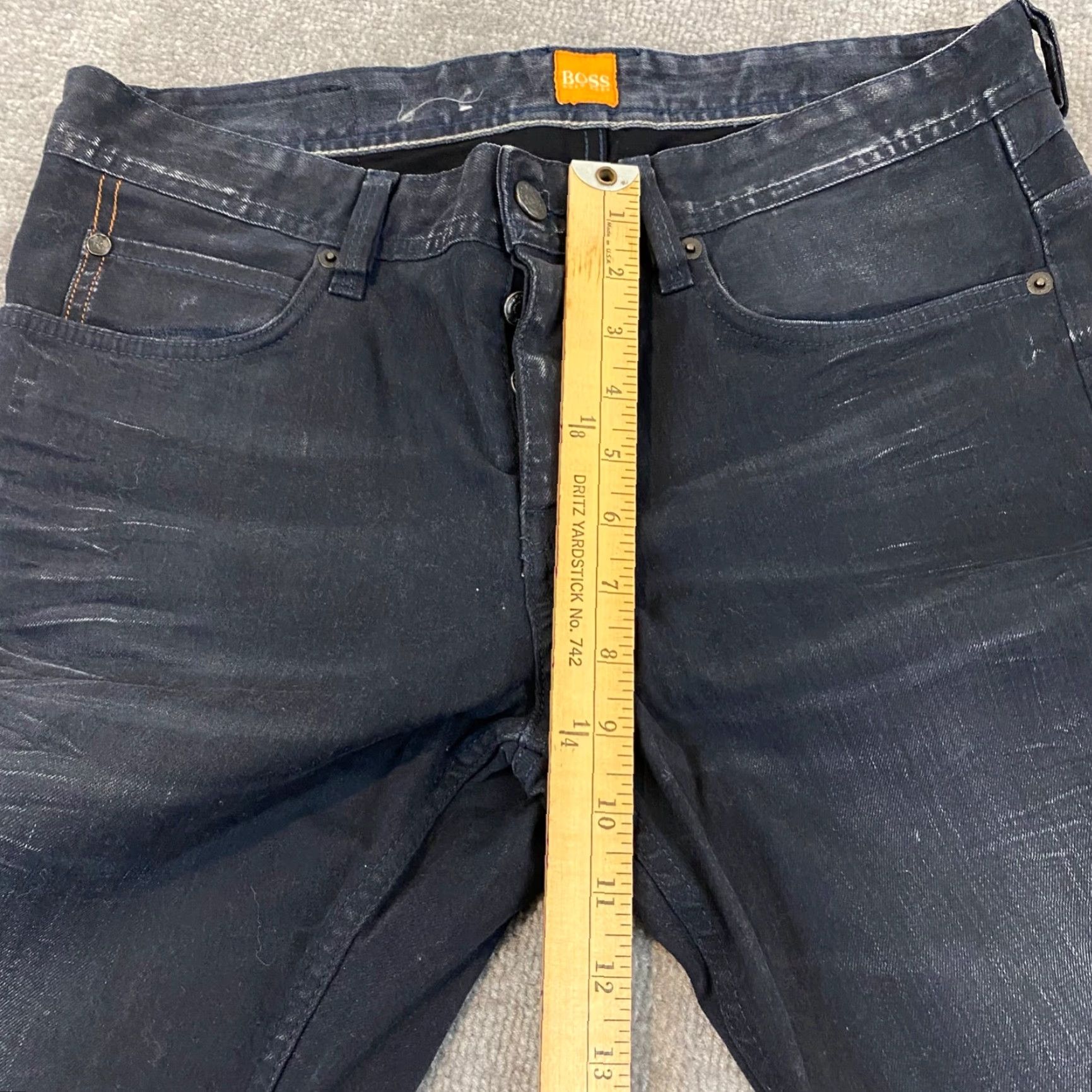 Levi's HUGO BOSS Jeans Mens 33x34 Slim Fit Gray Special Treatment Wash Button Fly Denim 5-Pocket Style Straight Men Size US 33 - 6 Thumbnail