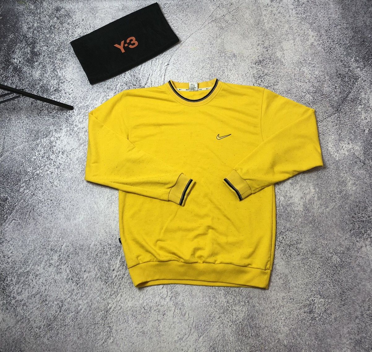 Vintage Vintage men’s sweater Nike size L big logo sport y2k Size US L / EU 52-54 / 3 - 1 Thumbnail