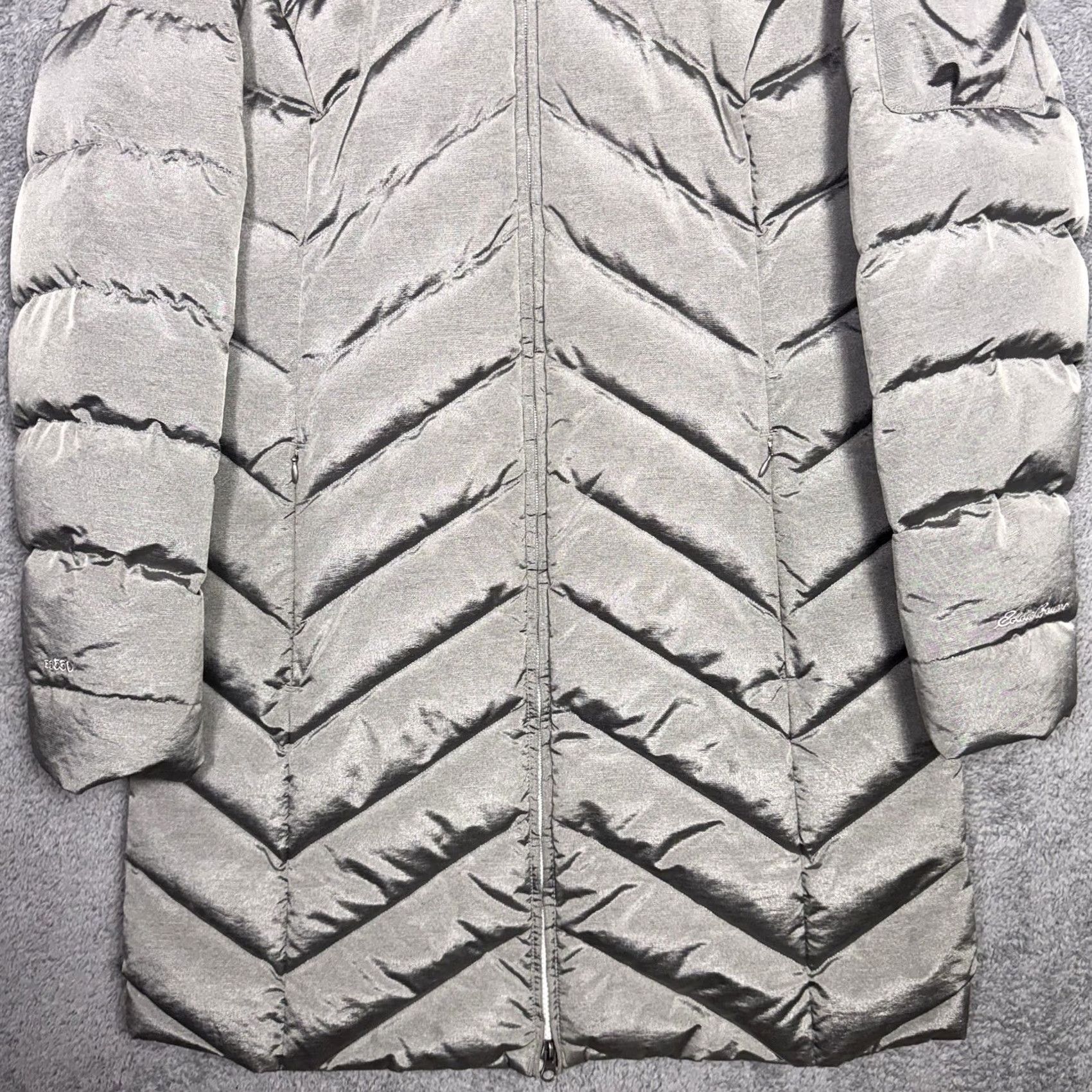 Eddie Bauer Eddie Bauer Down Jacket Womens M EB650 Fur Hooded Parka Quilted Puffer Nylon Silver Long Sleeve Zip Size M / US 6-8 / IT 42-44 - 2 Thumbnail
