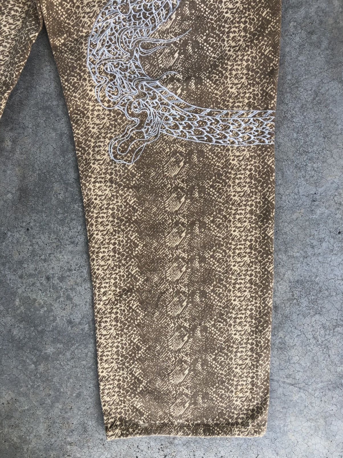 Japanese Brand Japanese Fugutaiten Embroidered Denim Snake Skin Baggy Size US 38 / EU 54 - 12 Thumbnail