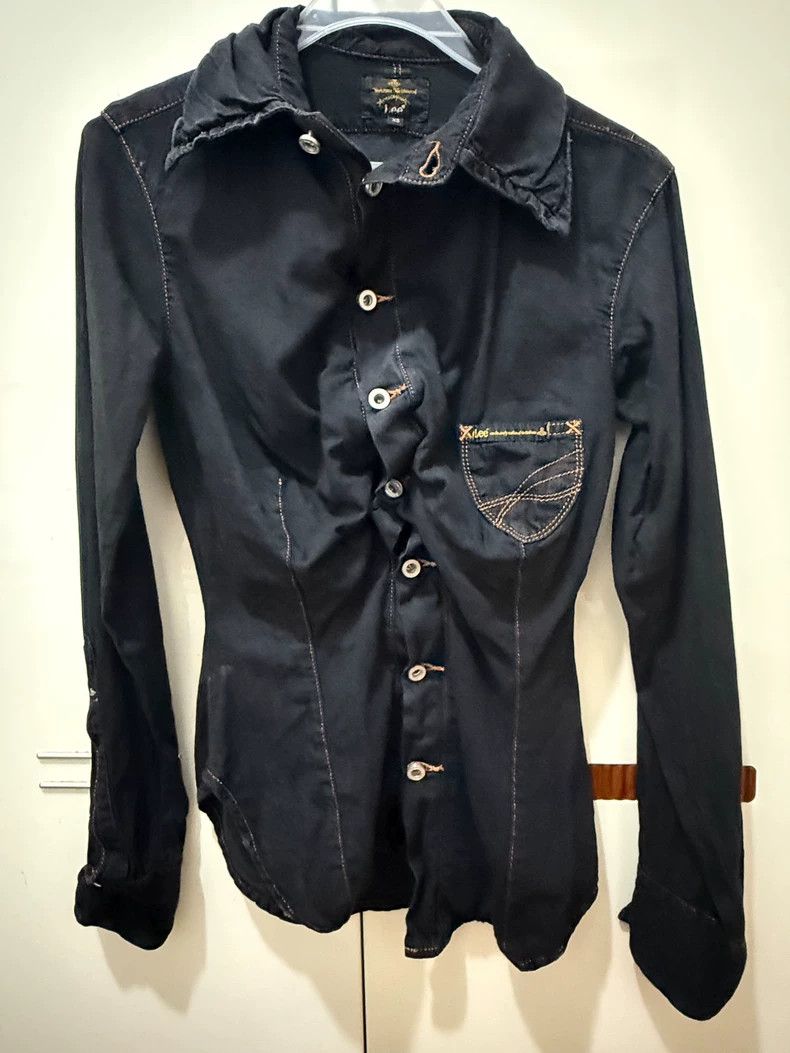 Vivienne Westwood Vivienne Westwood She wore a suit with flowers on her coll Size XS / US 0-2 / IT 36-38 - 1 Thumbnail