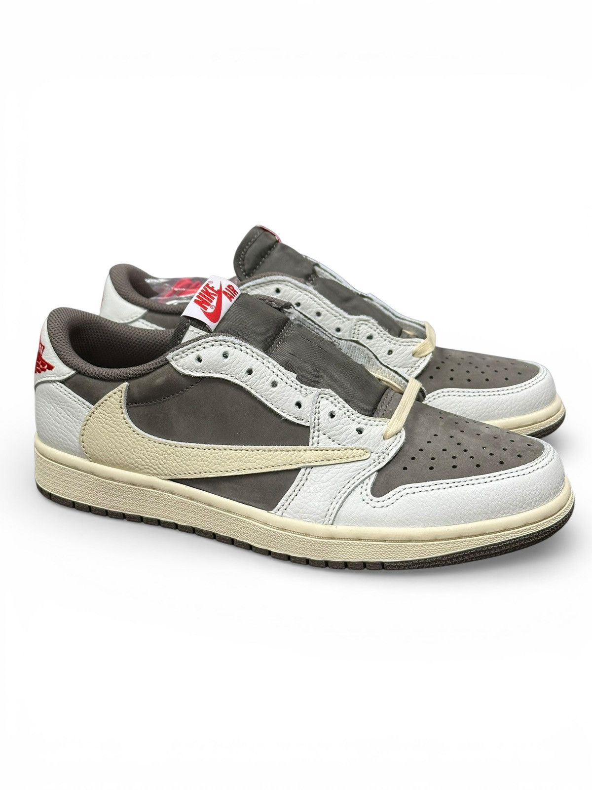 Jordan Brand × Travis Scott Size 7.5 - Jordan 1 Low OG x Travis Scott Reverse Mocha Low Size US 7.5 / EU 40-41 - 2 Thumbnail