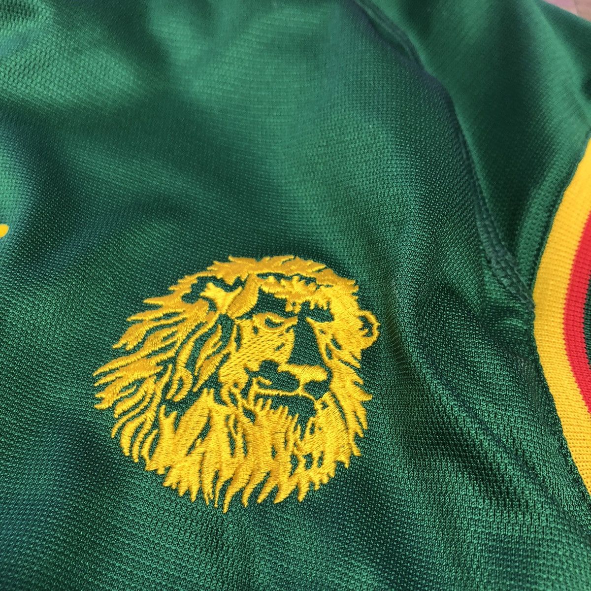 Other Cameroon worldcup 2002 home sleevesless shirt Size US L / EU 52-54 / 3 - 5 Thumbnail