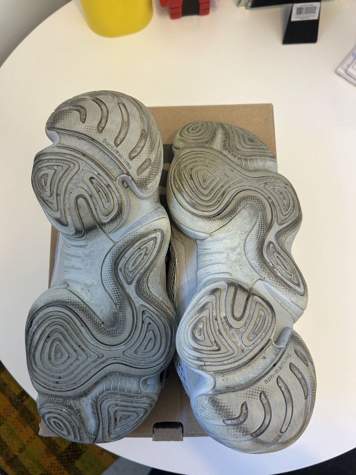 Kanye West × Yeezy Yeezy 500 Salt Size US 10 / EU 43 - 5 Thumbnail