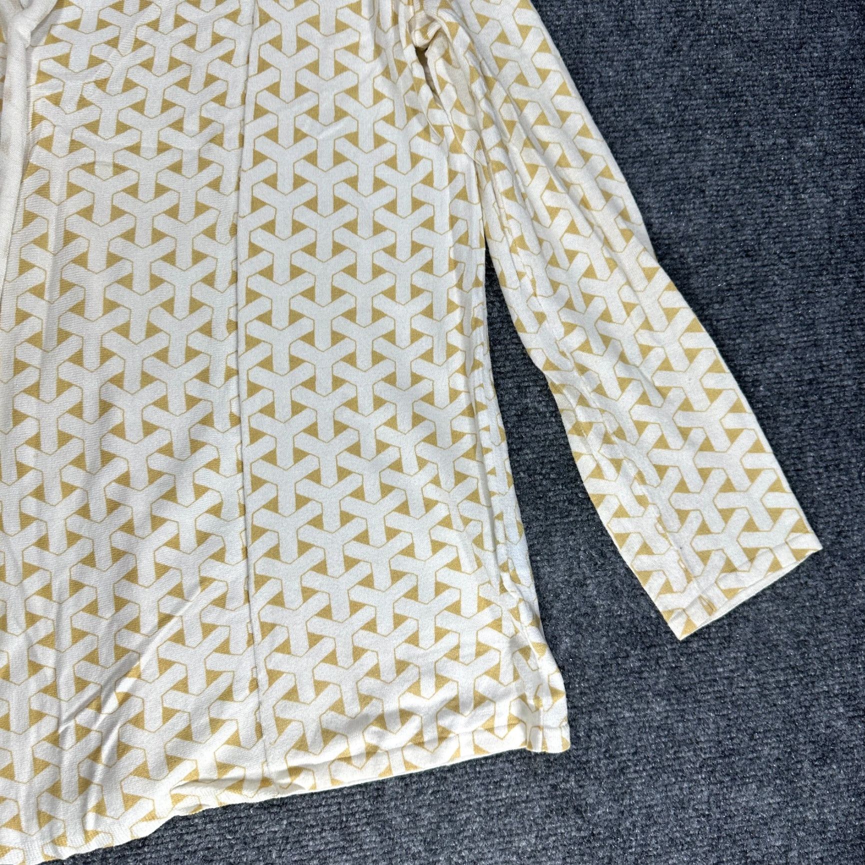 J.McLaughlin J. McLaughlin Sweater Womens XS Cardigan Open White Gold Print Cotton Knit V-Neck Long Sleeve Size XS / US 0-2 / IT 36-38 - 3 Thumbnail