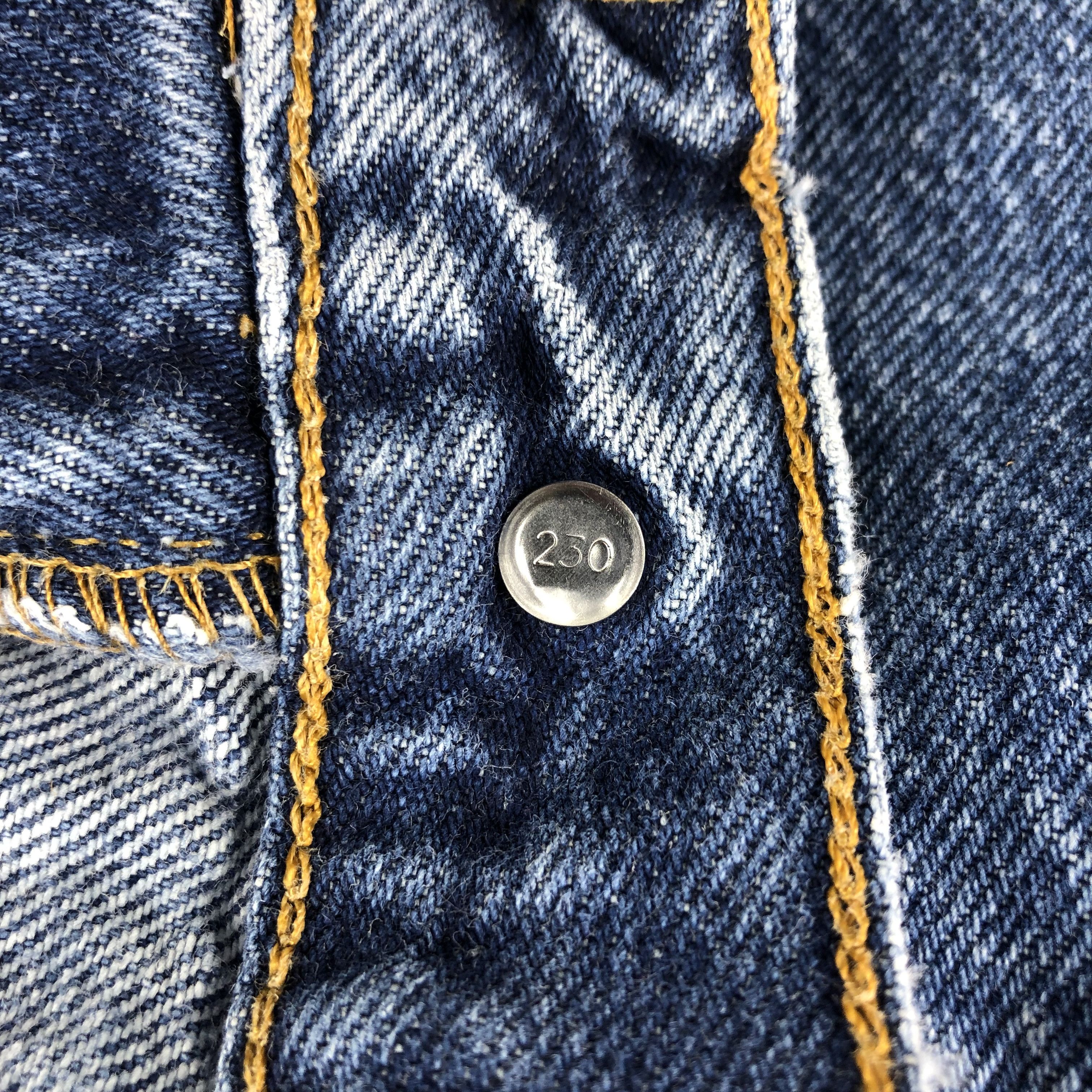 Levi's × Vintage 90s Vintage Blue Wash Levis 550 Jeans-JM1732 Size US 28 / EU 44 - 8 Thumbnail