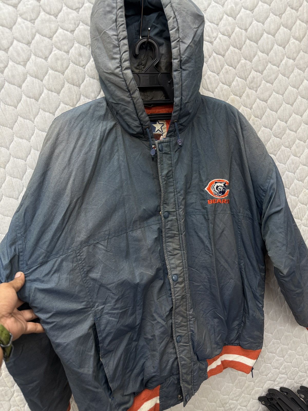 Starter 💥💥🔥STEALS VTG NFL STARTER BEARS SUNFADED JACKET Size US L / EU 52-54 / 3 - 14 Thumbnail