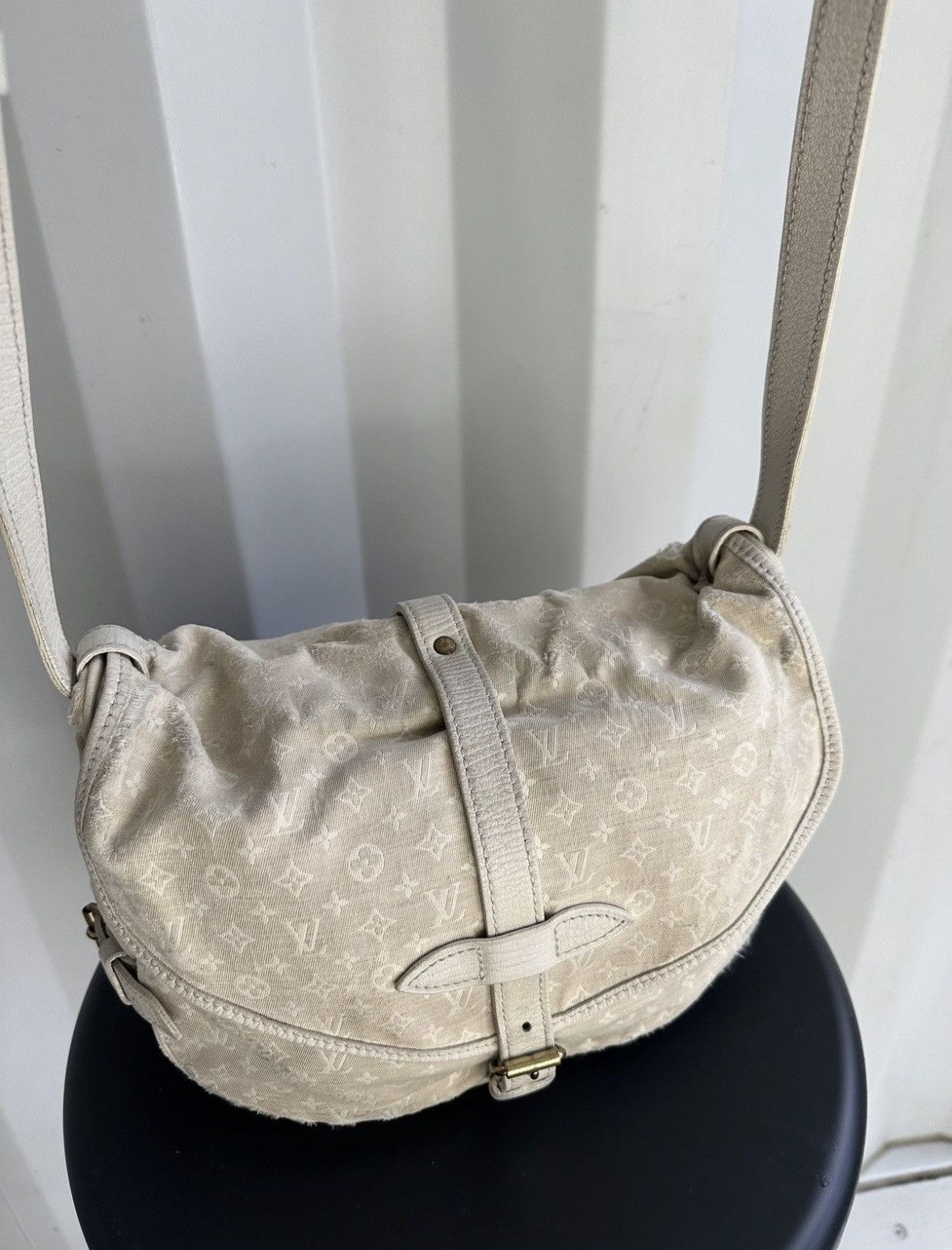 Louis Vuitton Mini Lin Monogram Messenger Bag Size ONE SIZE - 3 Thumbnail
