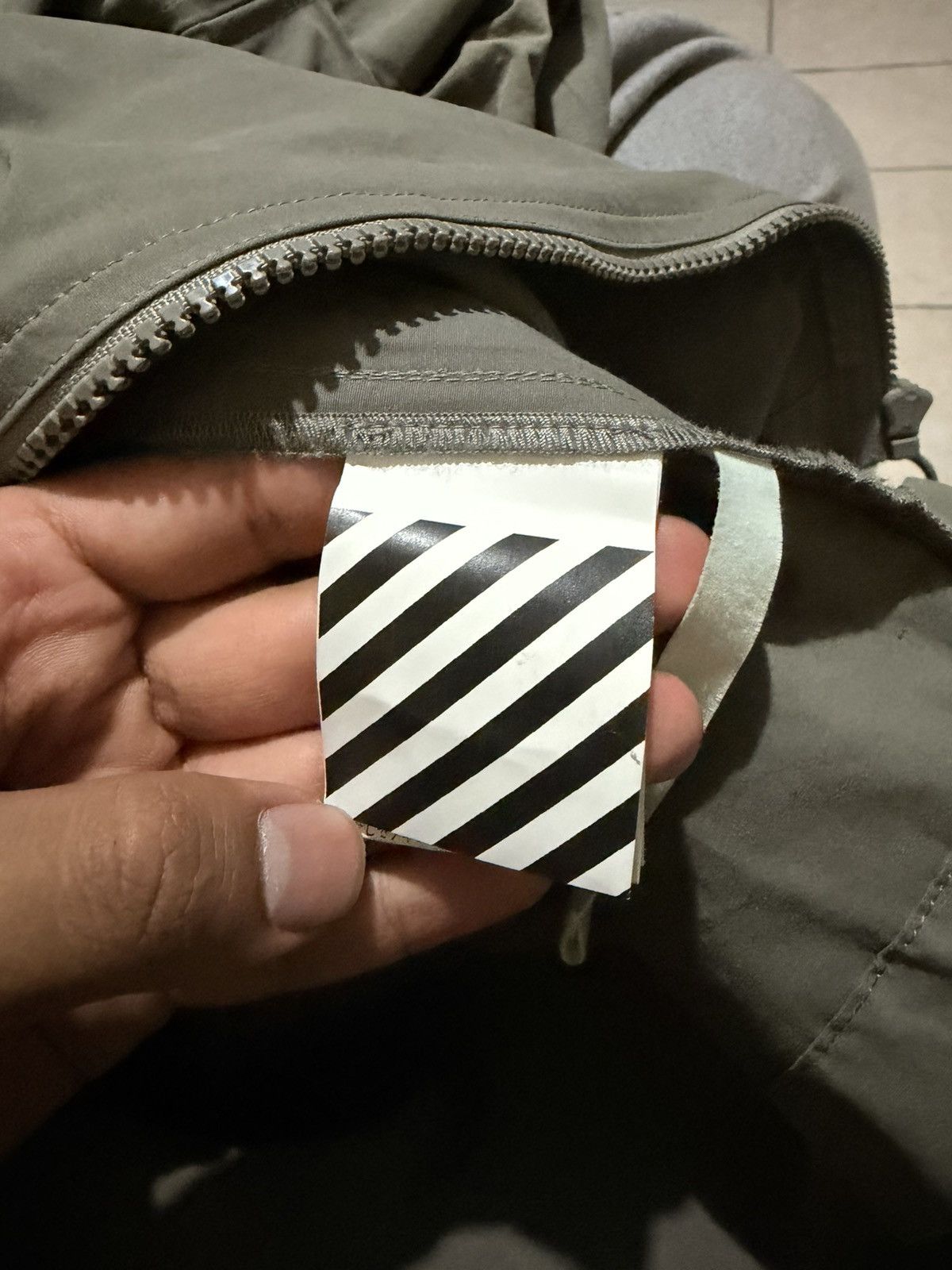 Off-White Off white Size US M / EU 48-50 / 2 - 8 Thumbnail