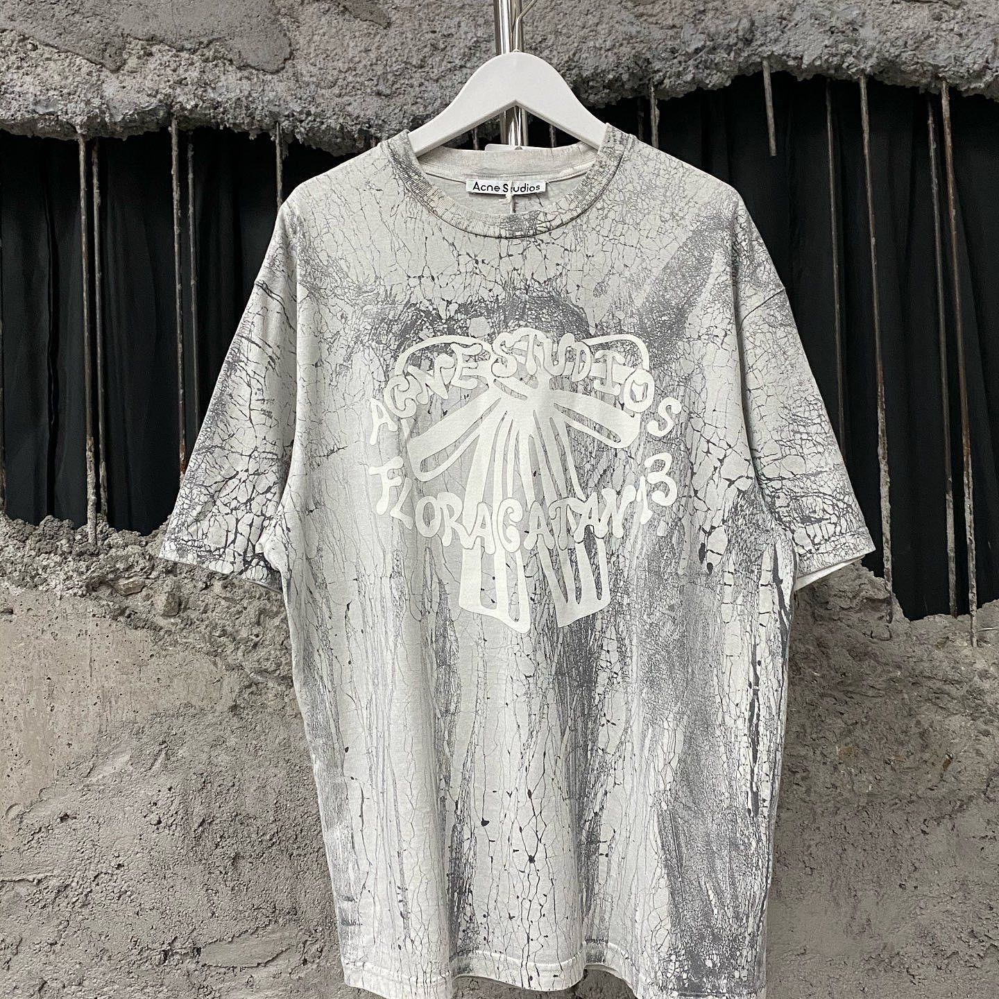 Acne Studios Acne Studios Tie Dye Print T-Shirt XS Size US XS / EU 42 / 0 - 1 Thumbnail