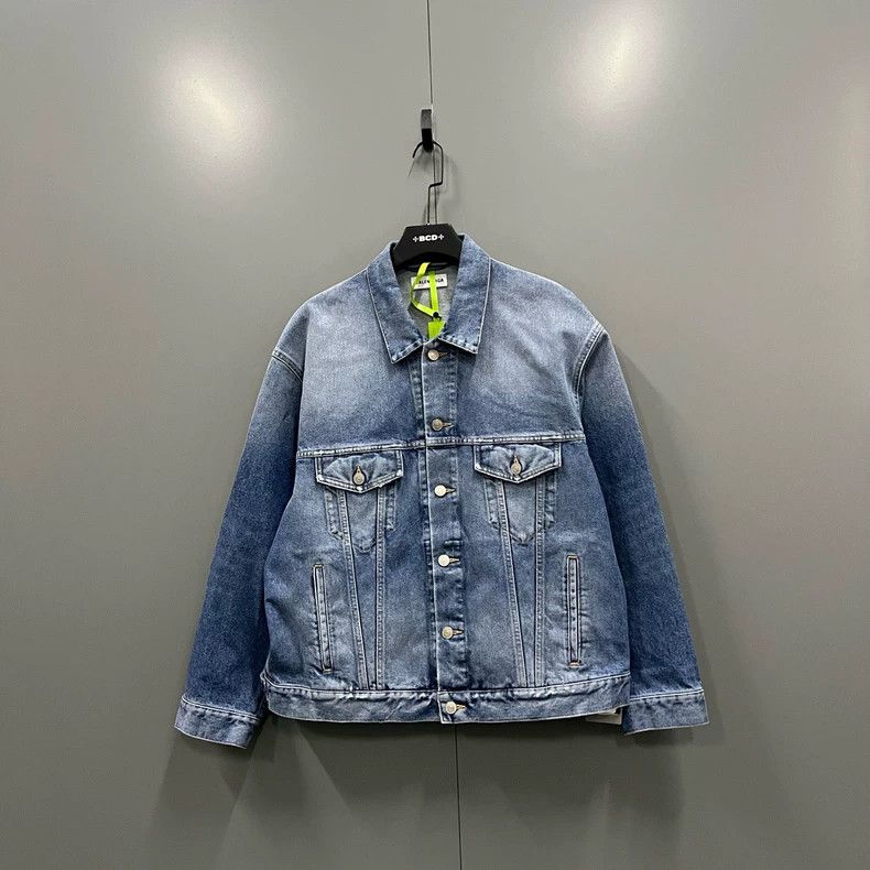Balenciaga Balenciaga size 34 Blue back rhinestone monogrammed denim Size US XXS / EU 40 - 1 Thumbnail
