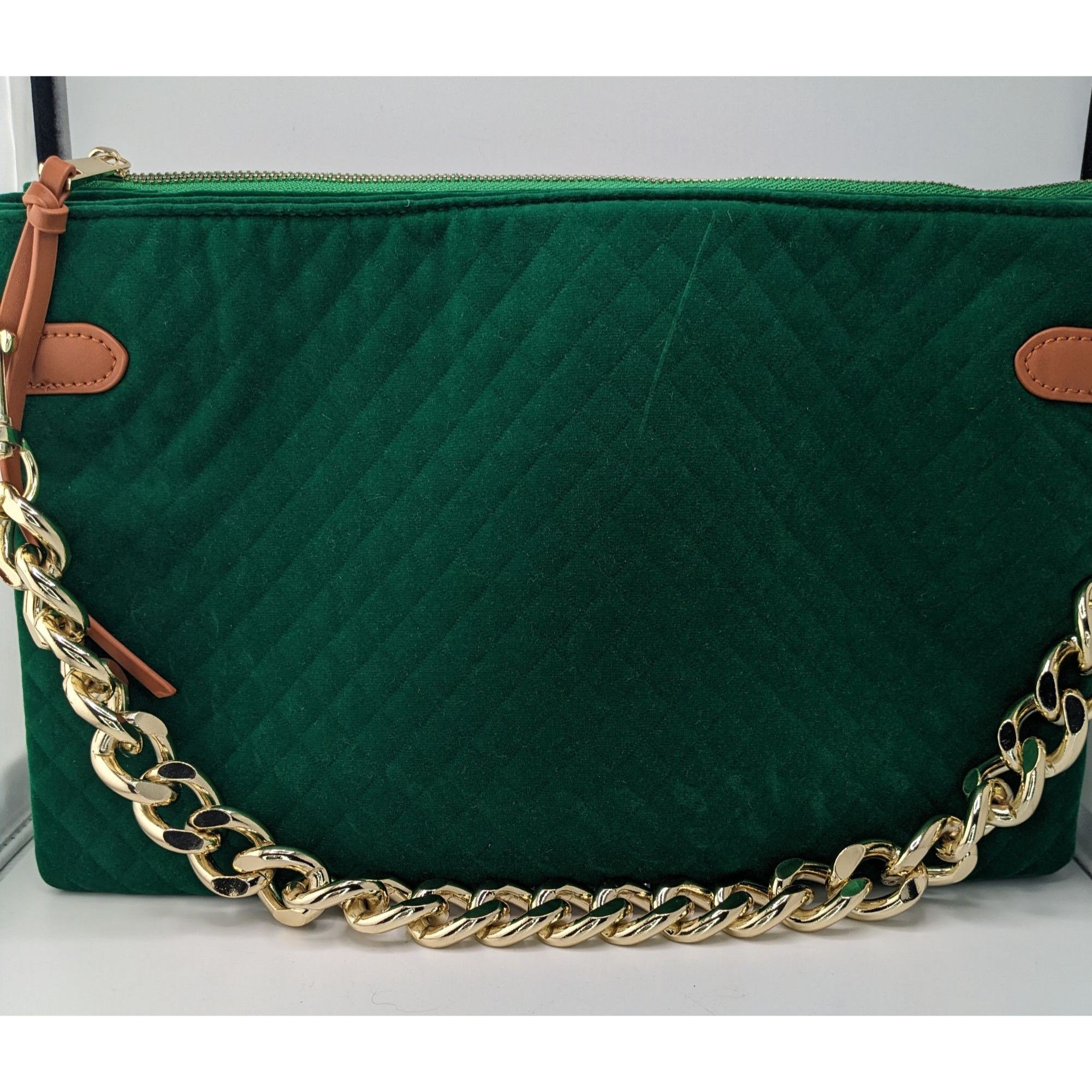 Other Thomas & Lee Company Quilted Green Velvet Shoulder Bag With Size ONE SIZE - 12 Thumbnail