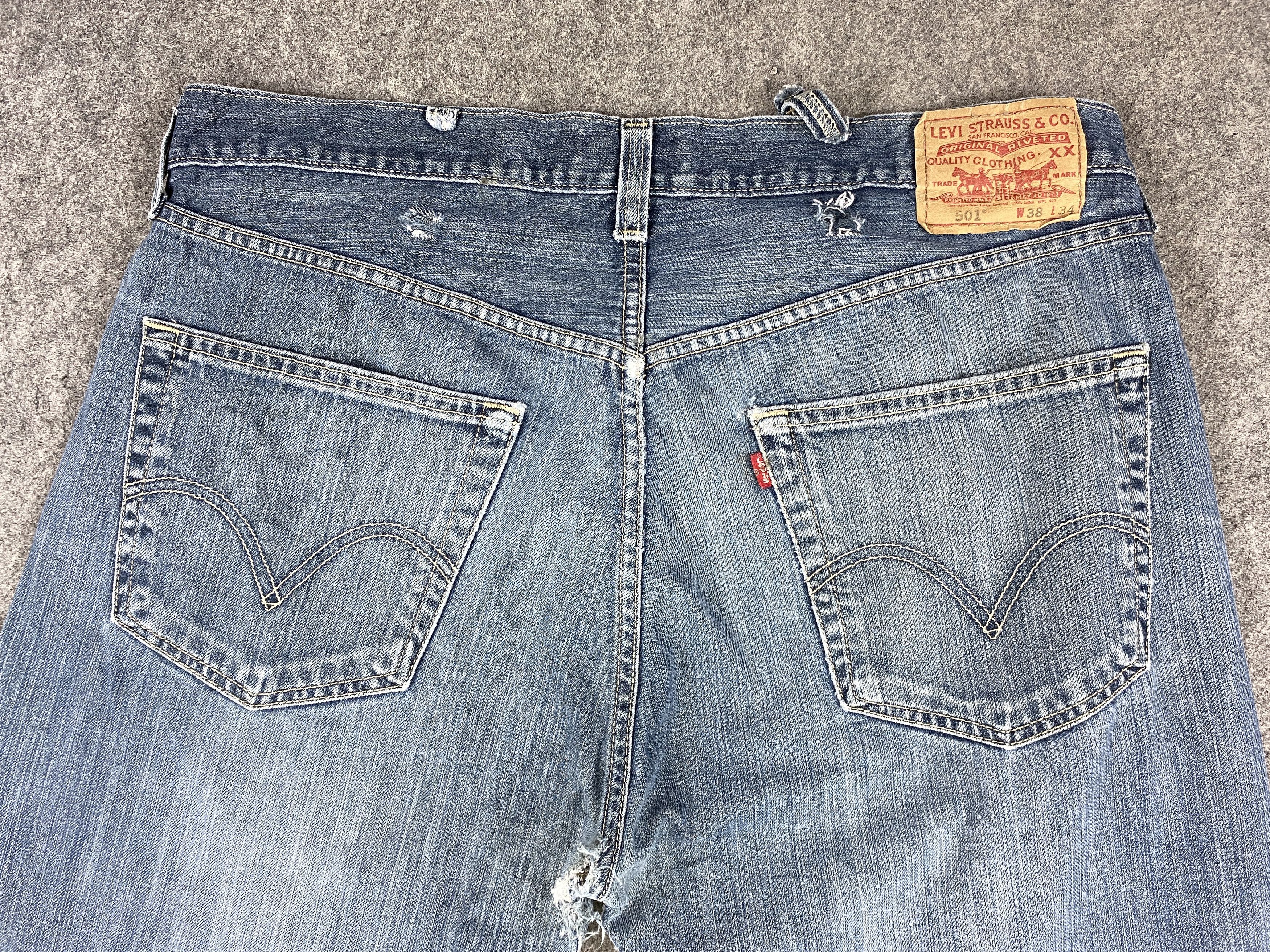 Levi's Distressed Blue Vintage Levi's 501 37x31.5 Denim -JN1628 Size US 37 - 4 Thumbnail