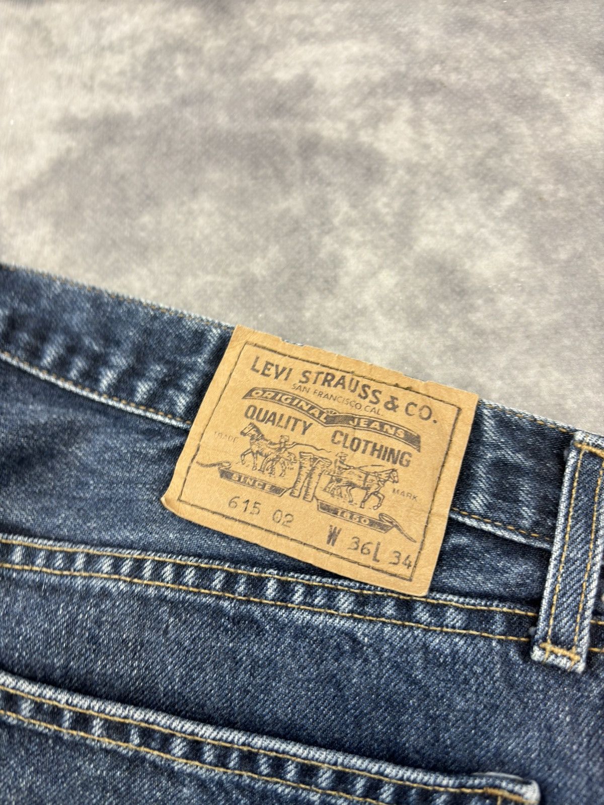 Levi's × Vintage 90s Levis 615 02 Orange Tab Light Blue 1996 90s Vintage Jean Size US 36 / EU 52 - 4 Thumbnail