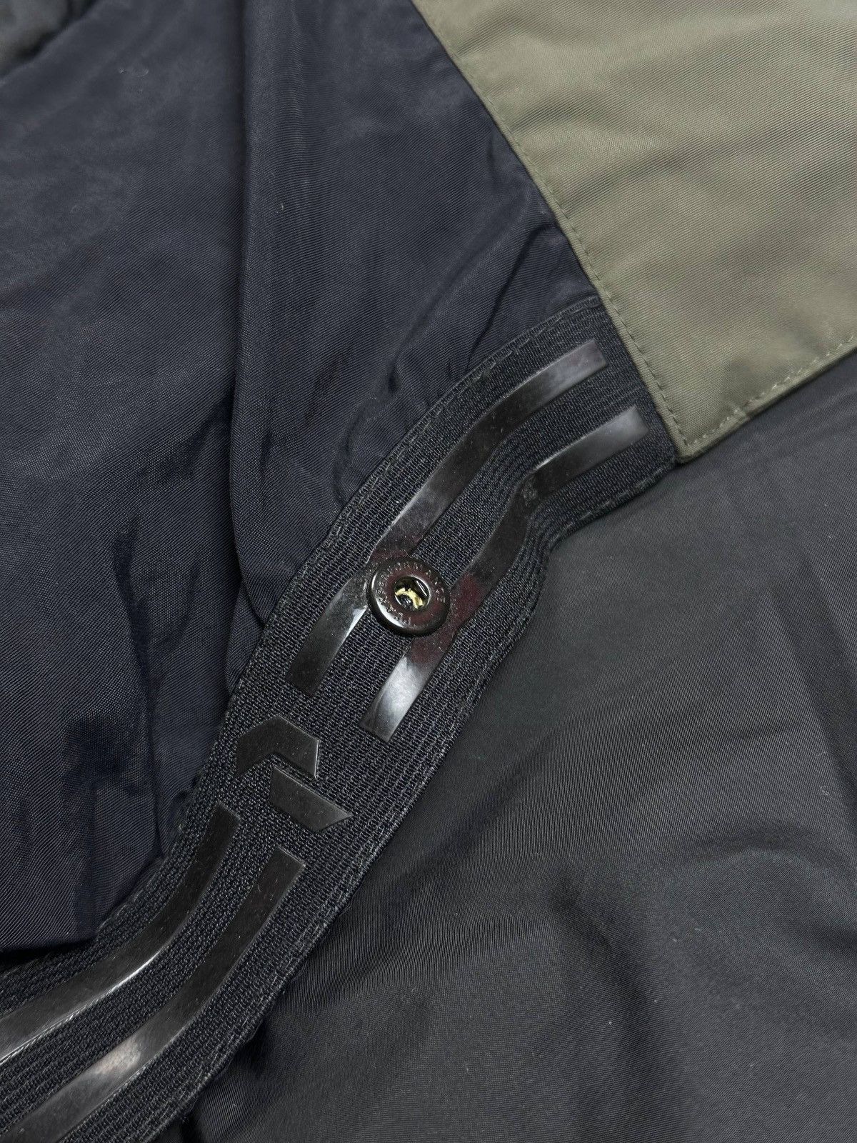 Peak Performance Peak Performance Recco Mens Ski Jacket Hipe Core+ XL Size US XL / EU 56 / 4 - 10 Thumbnail
