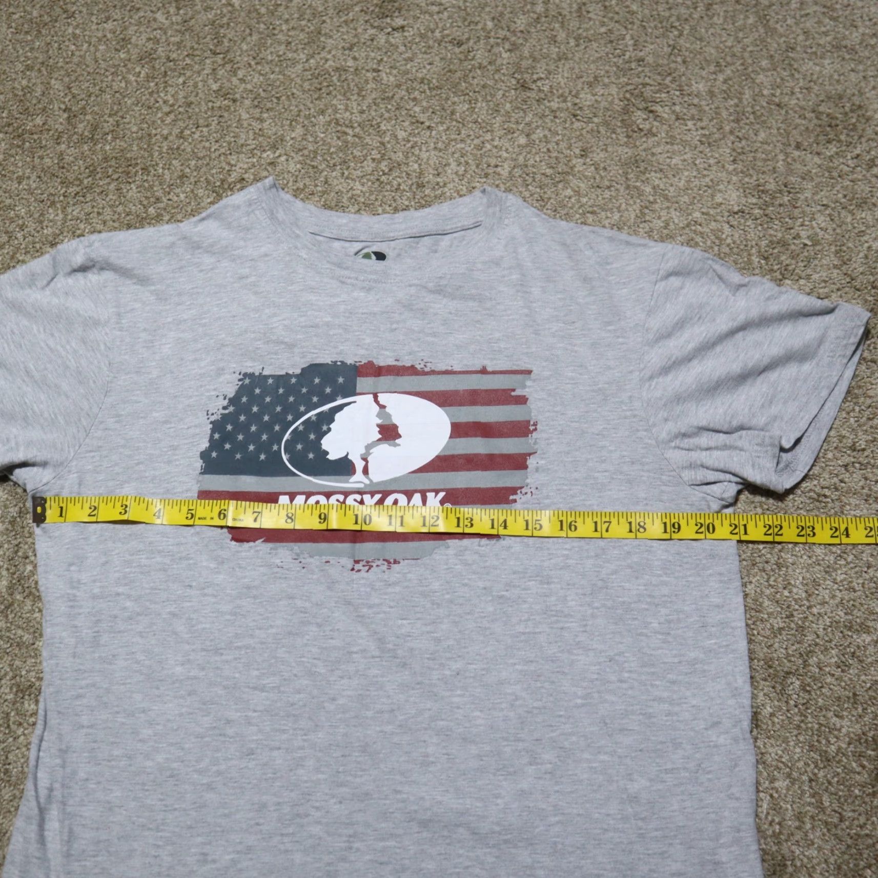 Vintage Mossy Oak Gray T-Shirt Women Short Sleeve Logo Graphic American Flag Boat Neck Pullover 100% Cotton L Mens? Size L / US 10 / IT 46 - 4 Thumbnail