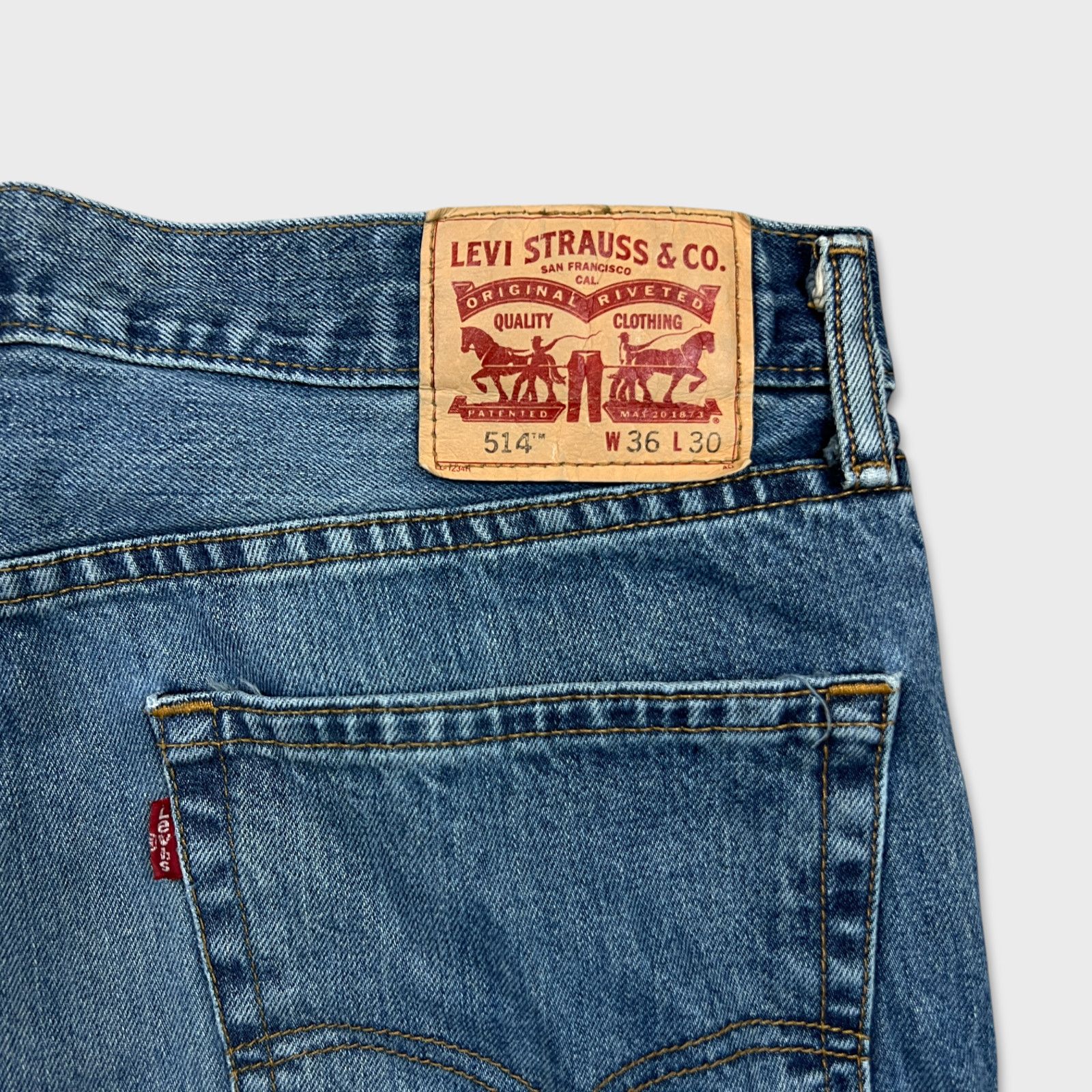 Levi's × Vintage Levi's 514 Jeans 36x30 Straight Fit American Denim Pants Size US 36 / EU 52 - 6 Thumbnail