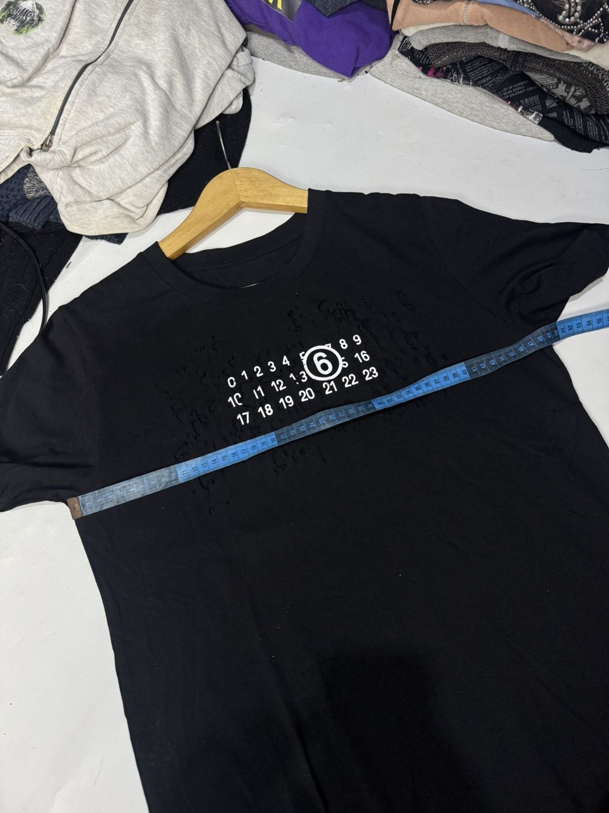 Maison Margiela DESTROYED MAISON MARGIELA TEES Size US S / EU 44-46 / 1 - 11 Thumbnail