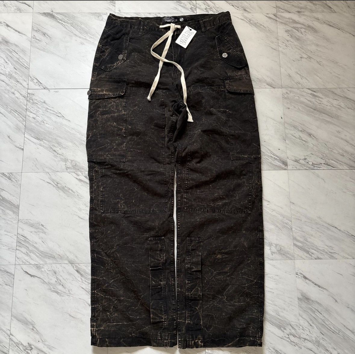 Vale Vale Everyone Lives Forever Cargo Pants Size US 36 / EU 52 - 2 Thumbnail