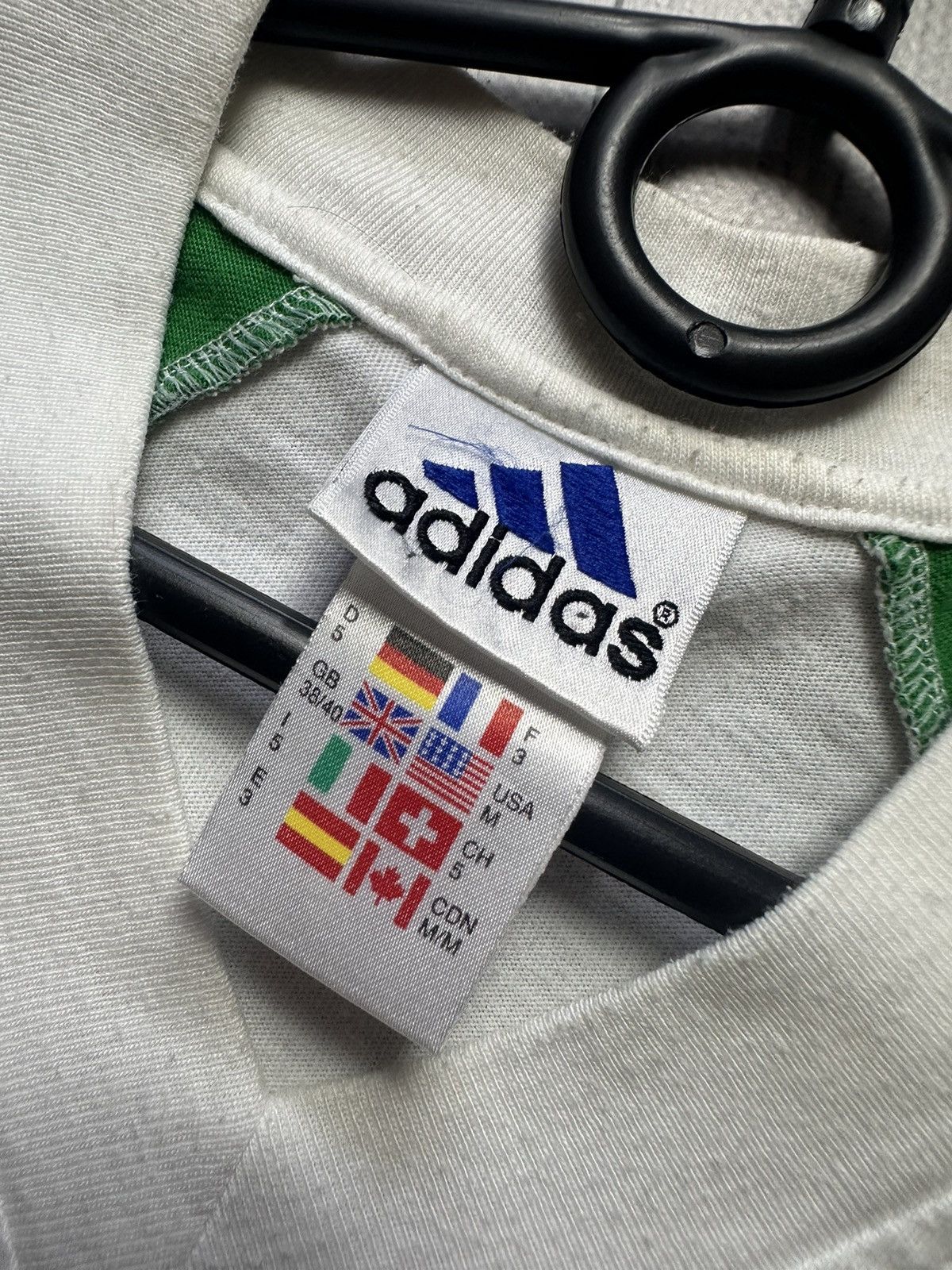 Adidas × Vintage Vintage adidas logo tee rare size M Size US M / EU 48-50 / 2 - 4 Thumbnail
