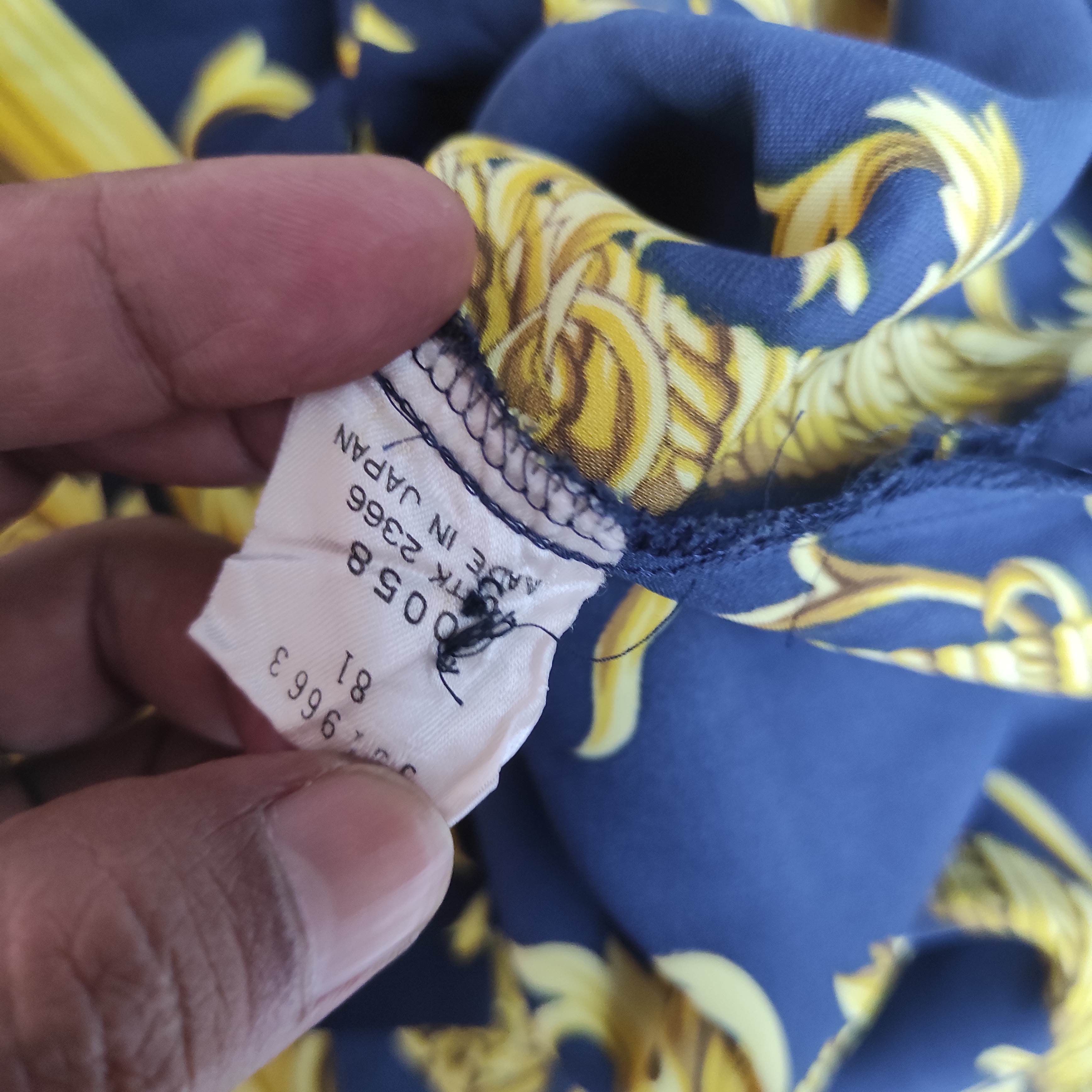 Japanese Brand Made in Japan Primary Shirt Button Up Like versace Size US M / EU 48-50 / 2 - 11 Thumbnail