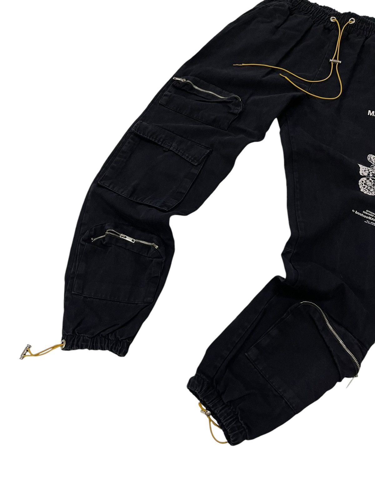 Other BOOHOOMAN MAN OFFICIAL TWILL CARGO BUTTERFLY PRINT TROUSER Size US 32 / EU 48 - 2 Thumbnail