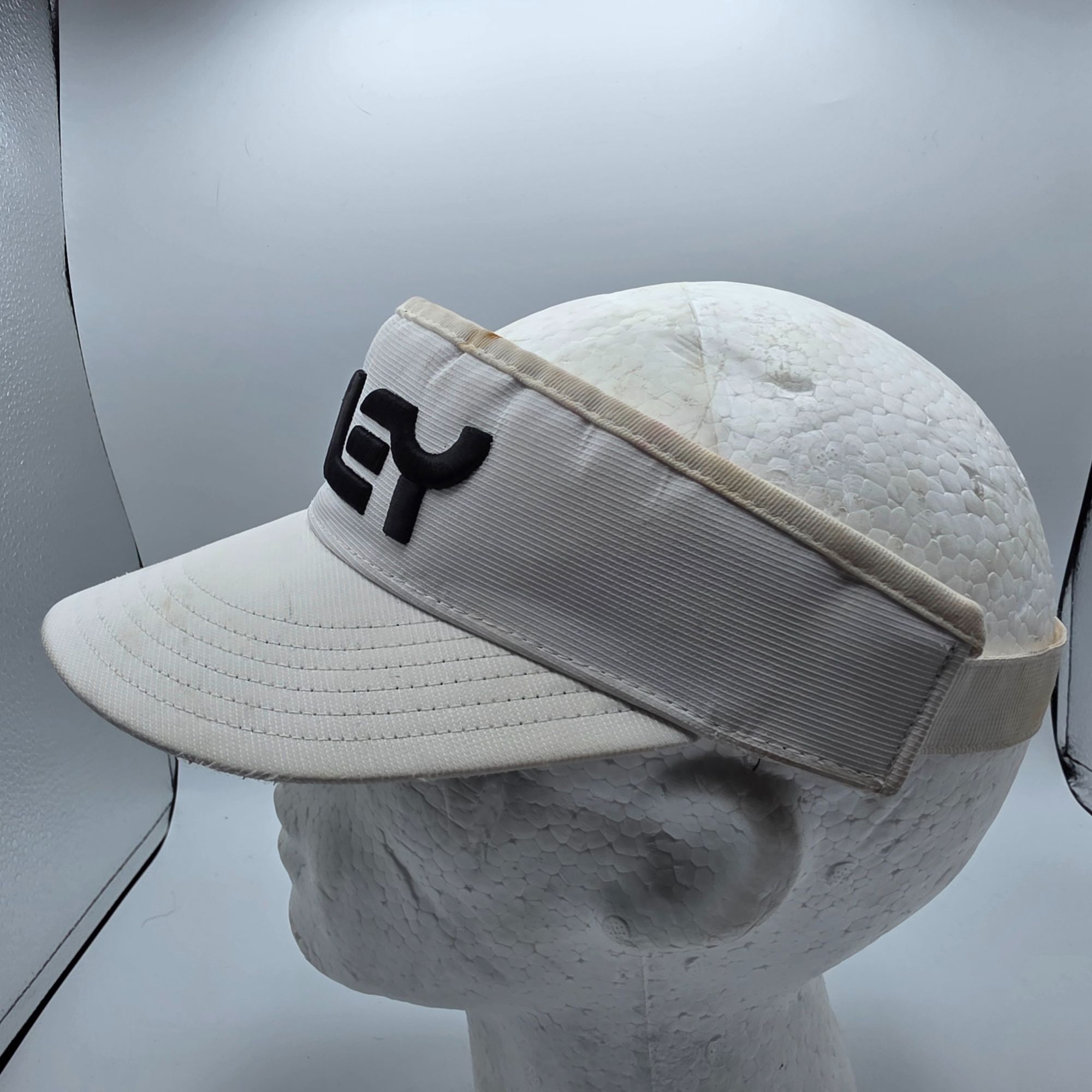 Oakley Oakley Sun Visor Golf Hat Hydrolix White Black Adjustable Me Size ONE SIZE - 2 Thumbnail