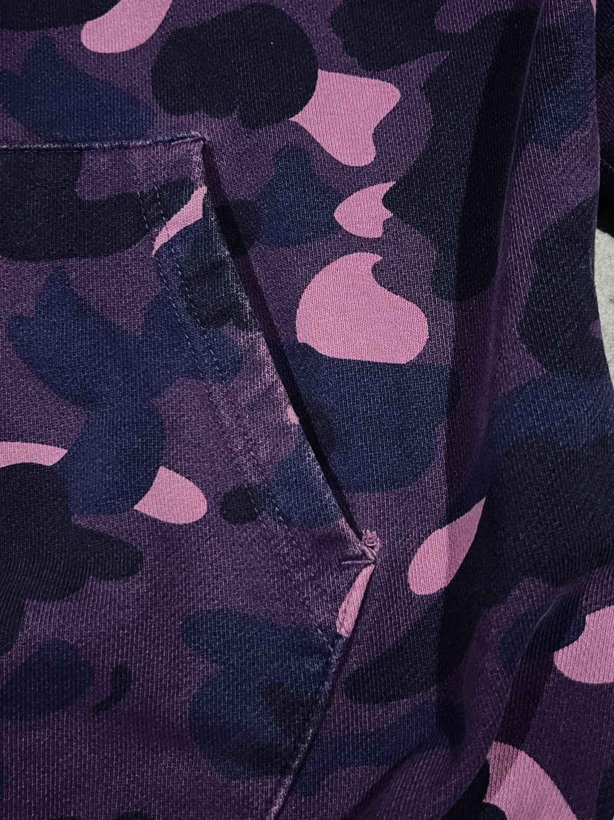 Bape Bape camo split full zip blue and purple hoodie distressed Size US L / EU 52-54 / 3 - 11 Thumbnail