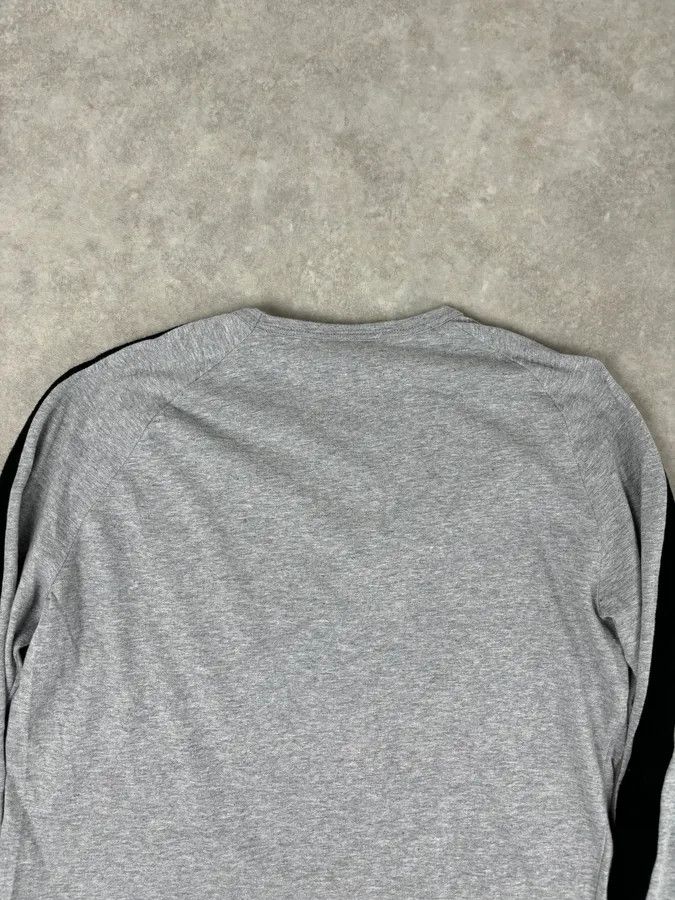 Just Cavalli AW2004 Cavalli Grey Flames Embroidered Longsleeve Size US S / EU 44-46 / 1 - 6 Thumbnail
