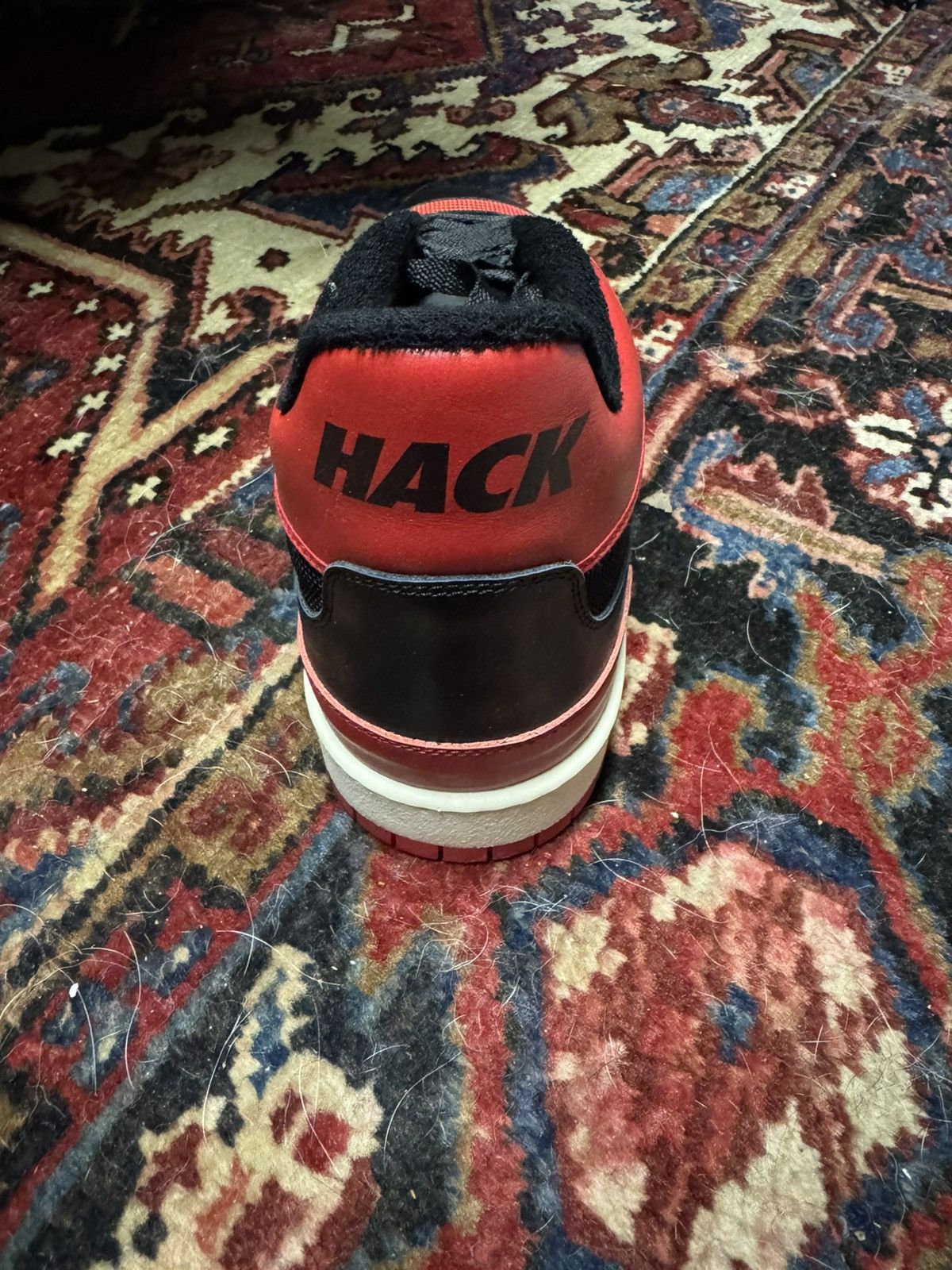 Other Thinking Different Hack Attack Bred Pill Sneakers Size US 11 / EU 44 - 5 Thumbnail