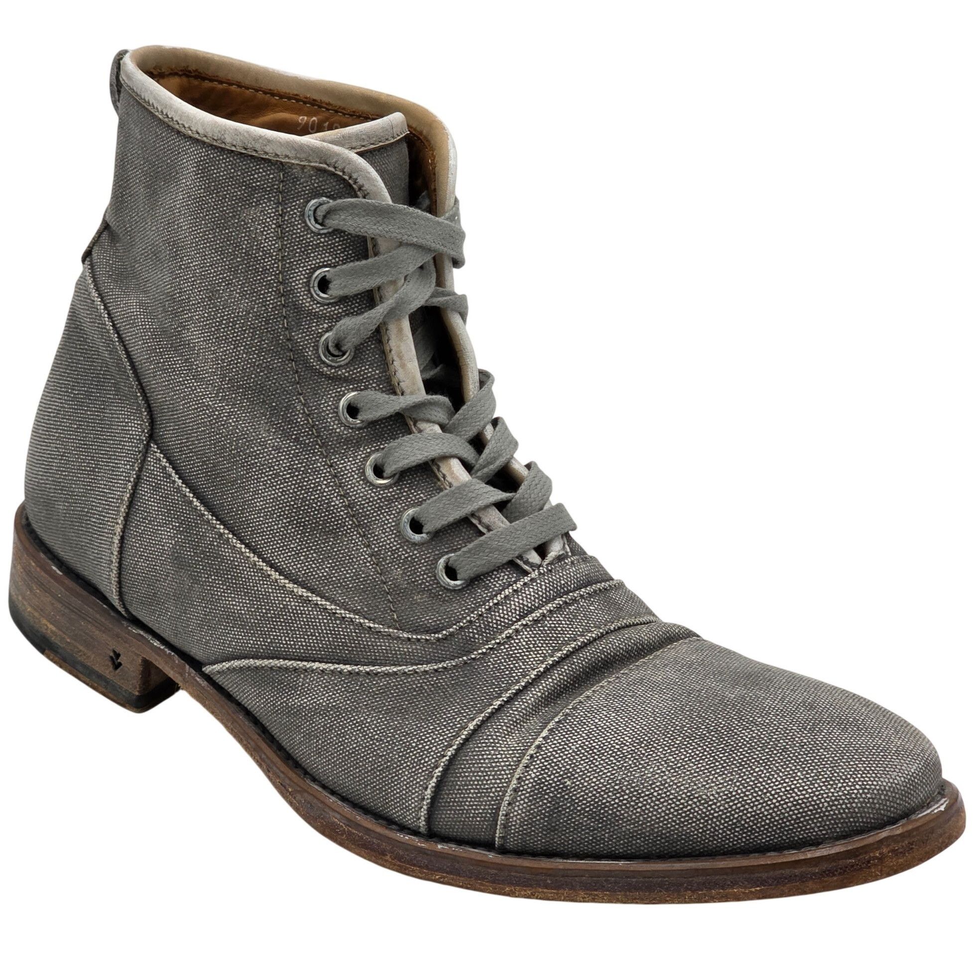 $698 John Varvatos Italy Fleetwood Mens 9 Distressed Boots