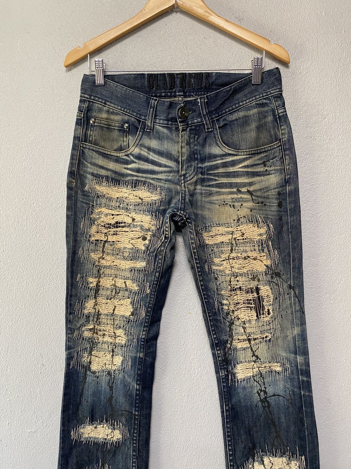 If Six Was Nine Glad news distressed jeans Size US 29 - 2 Thumbnail