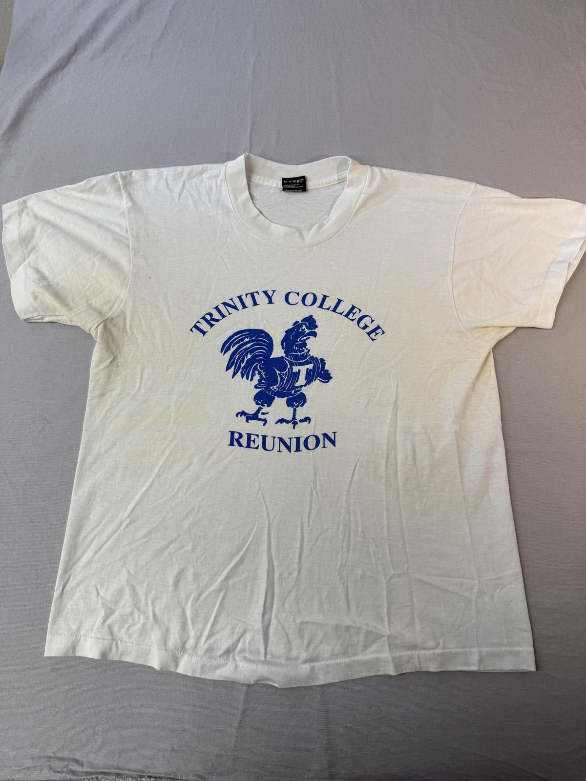 Fruit Of The Loom Vintage Trinity College T-shirt Reunion Bantam Mascot Tee -L Size US L / EU 52-54 / 3 - 1 Thumbnail