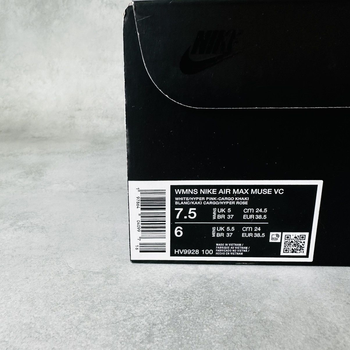 Nike Nike Veneda Carter Wmns Air Max Muse Size US 7.5 / IT 37.5 - 10 Thumbnail