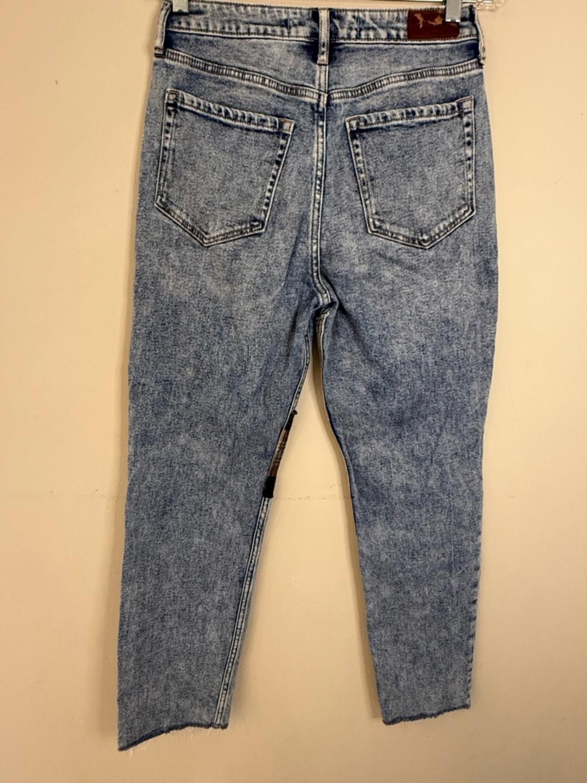 Other Hollister Ultralight High-Rise Mom Jean plaid patchwork 26”W Size 26" / US 2 / IT 38 - 2 Thumbnail